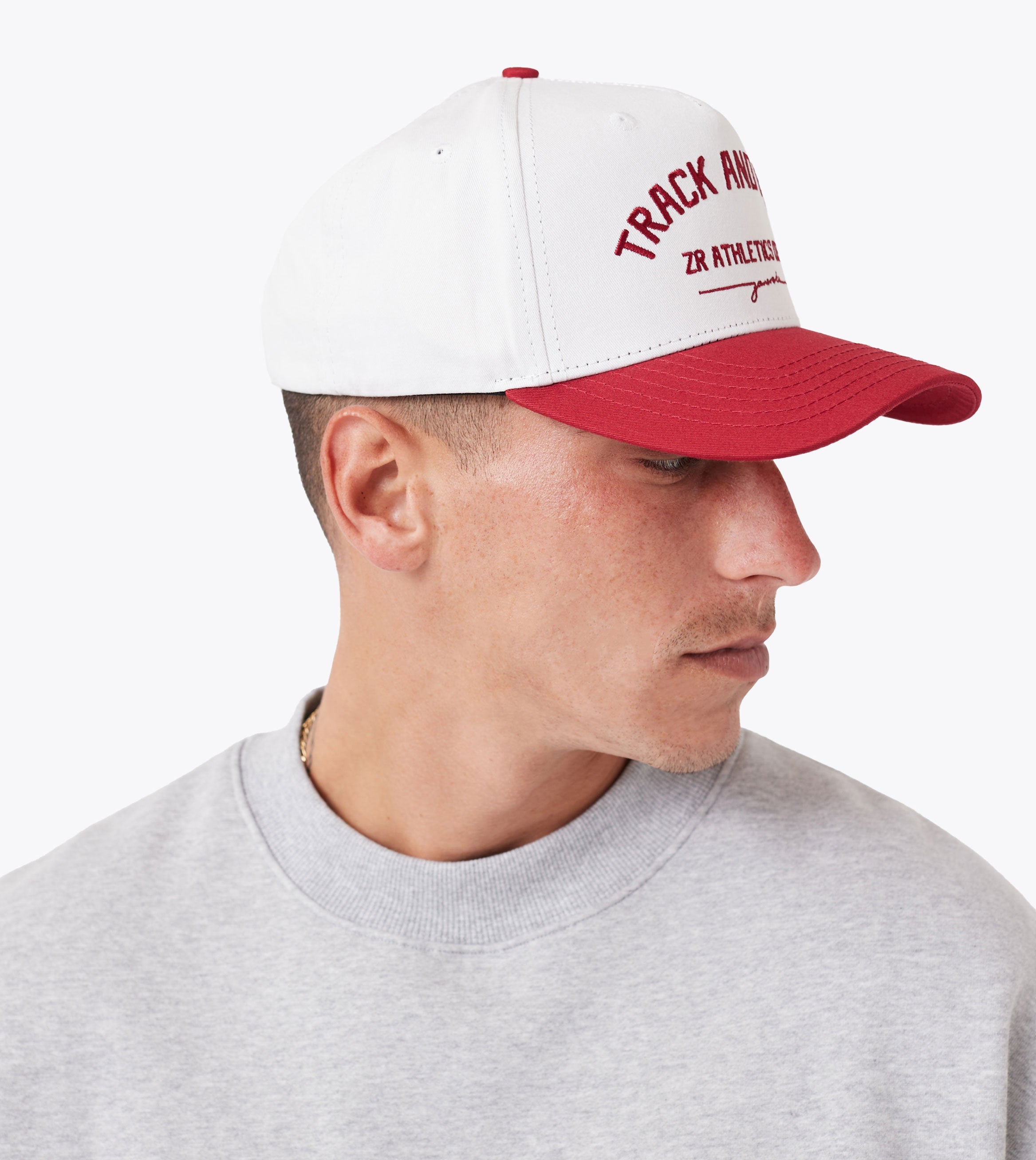 Ath. Snapback Vintage White/Cherry