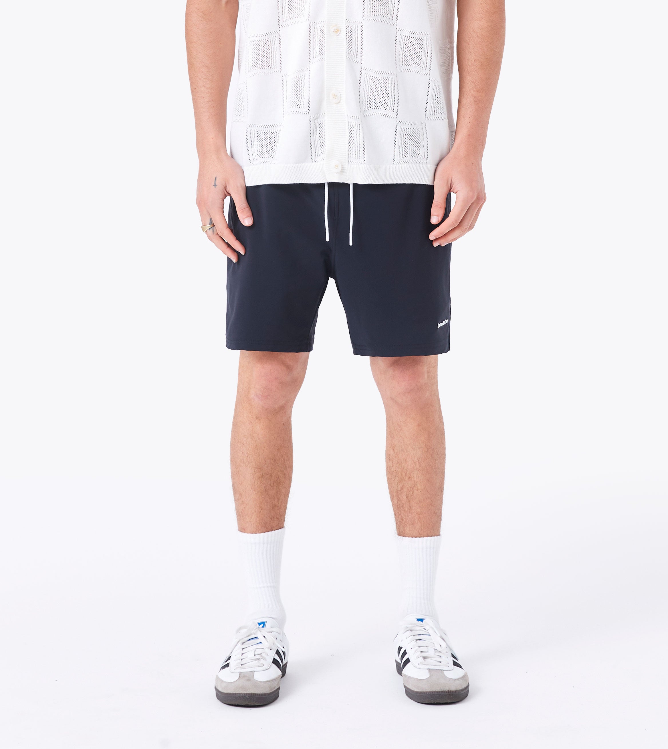 Avalon Short Black