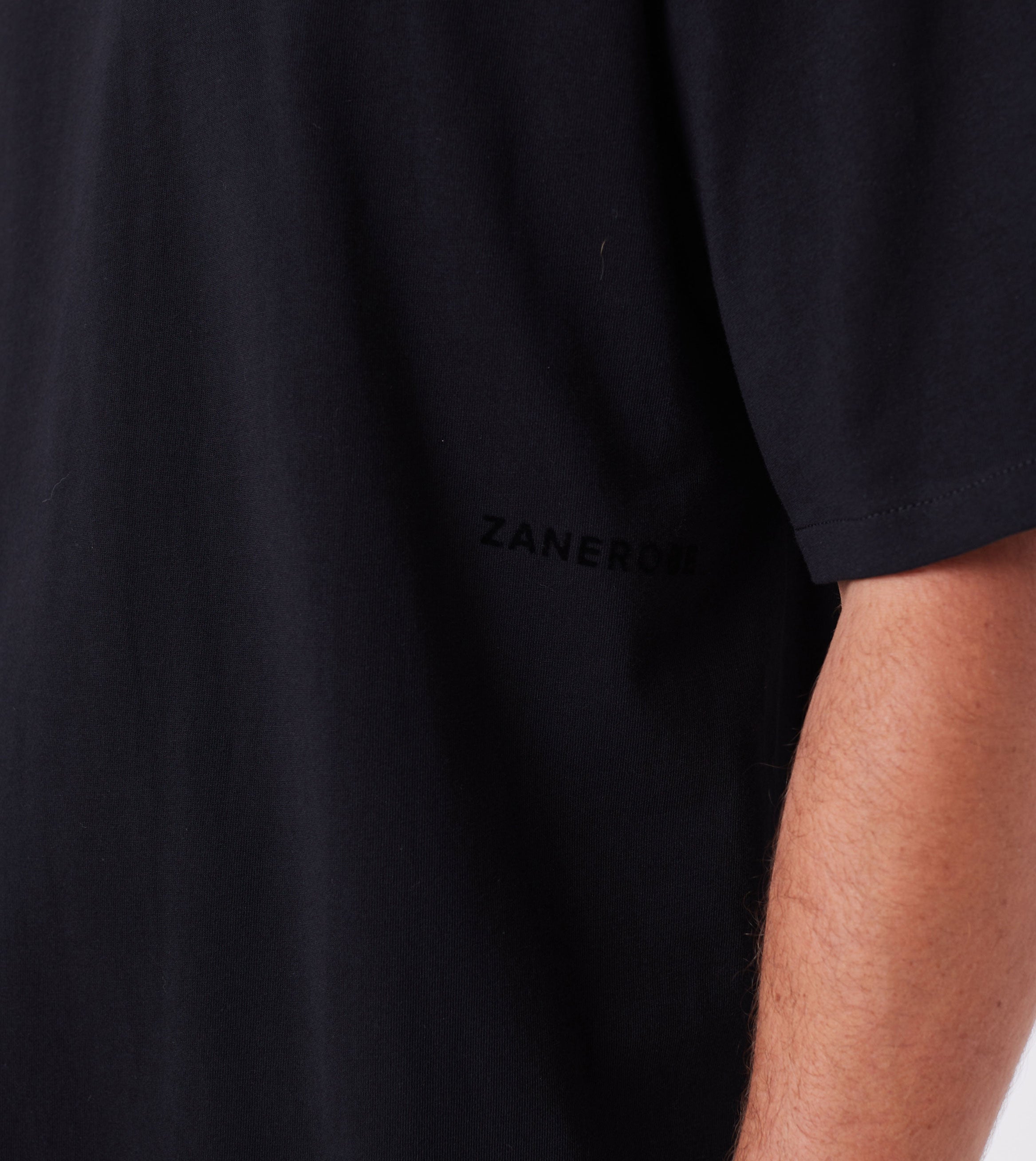 Box ++ Tee Black