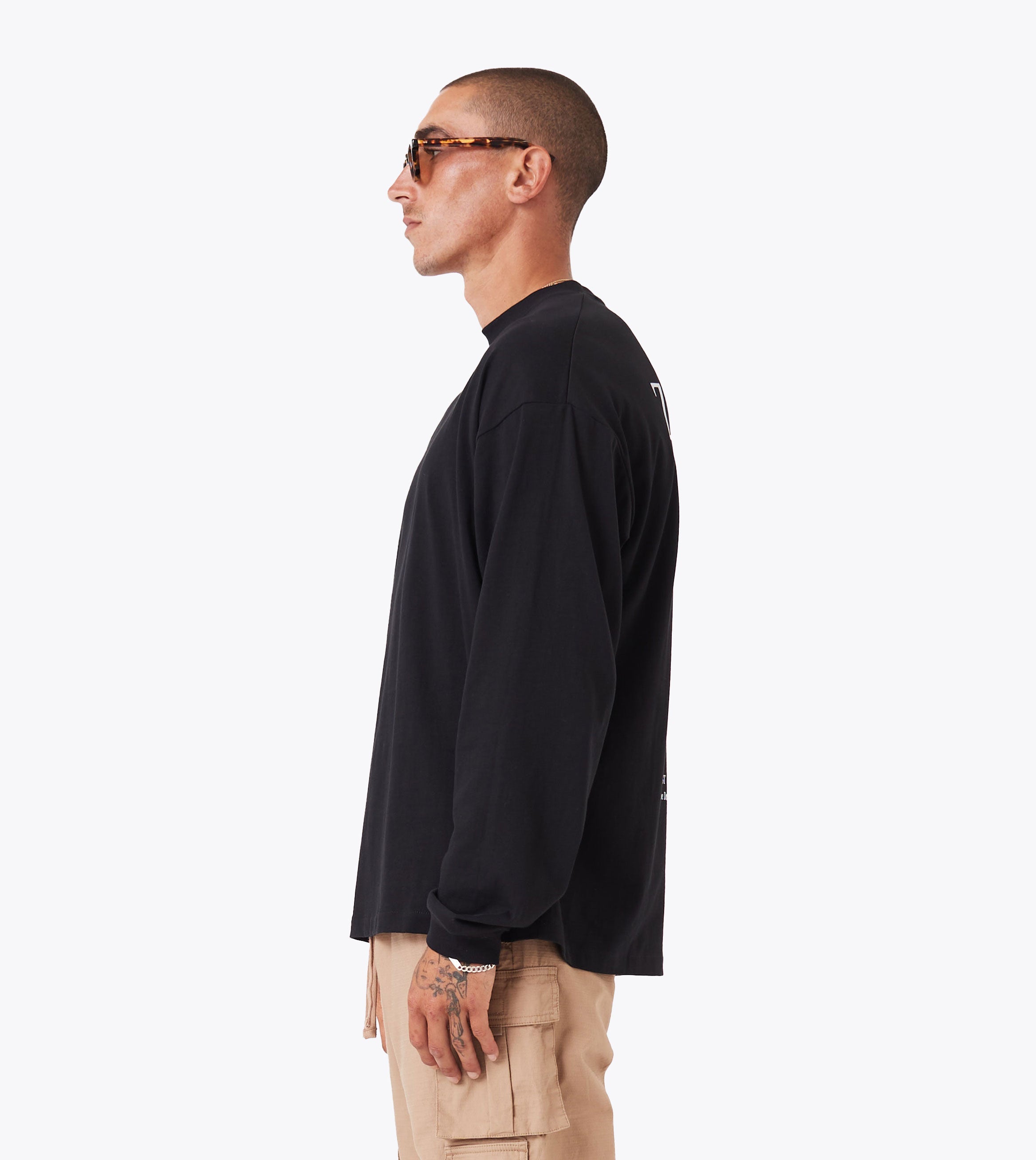Ceramic Box ++ LS Tee Black