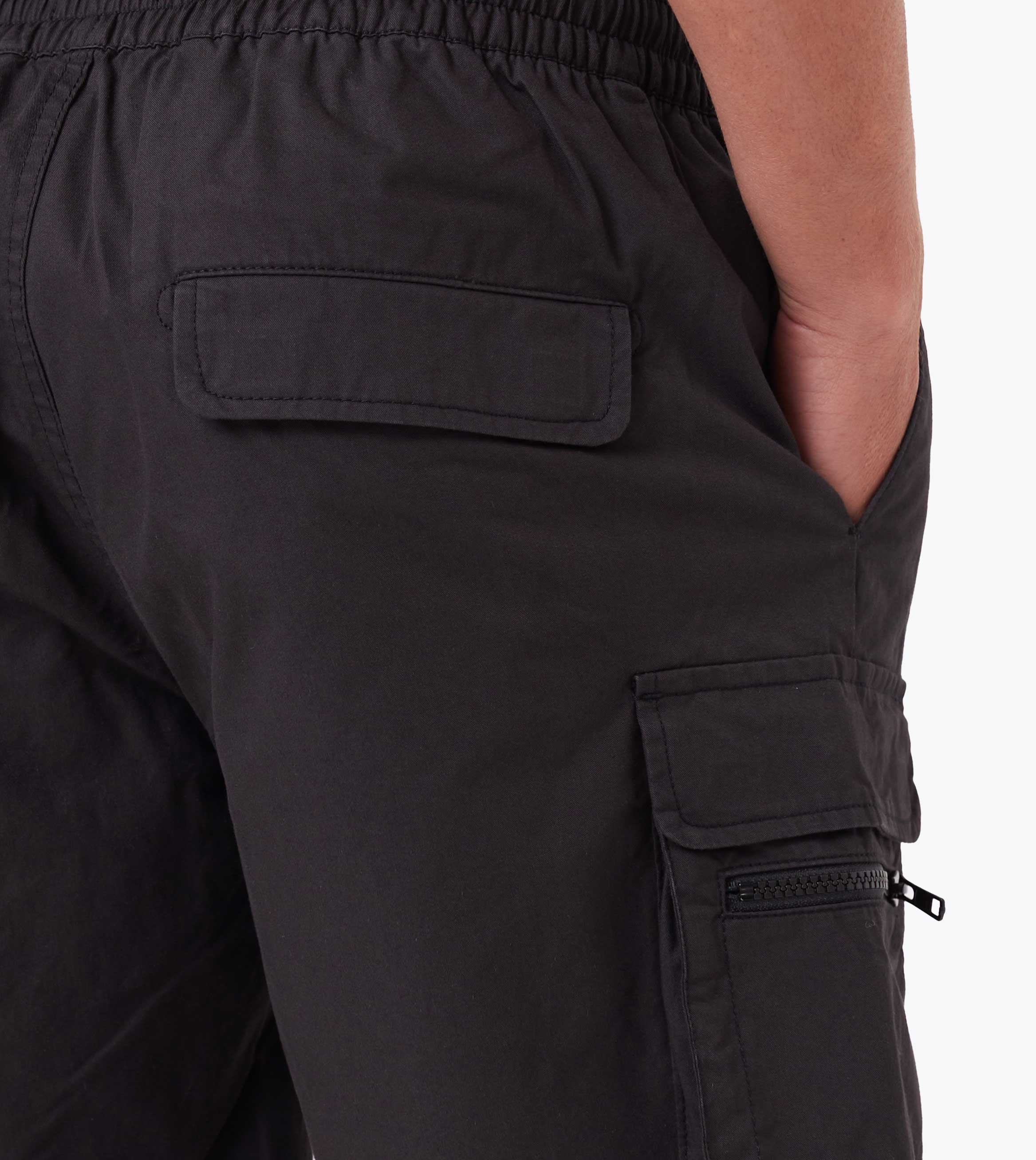 Explorer Short Black