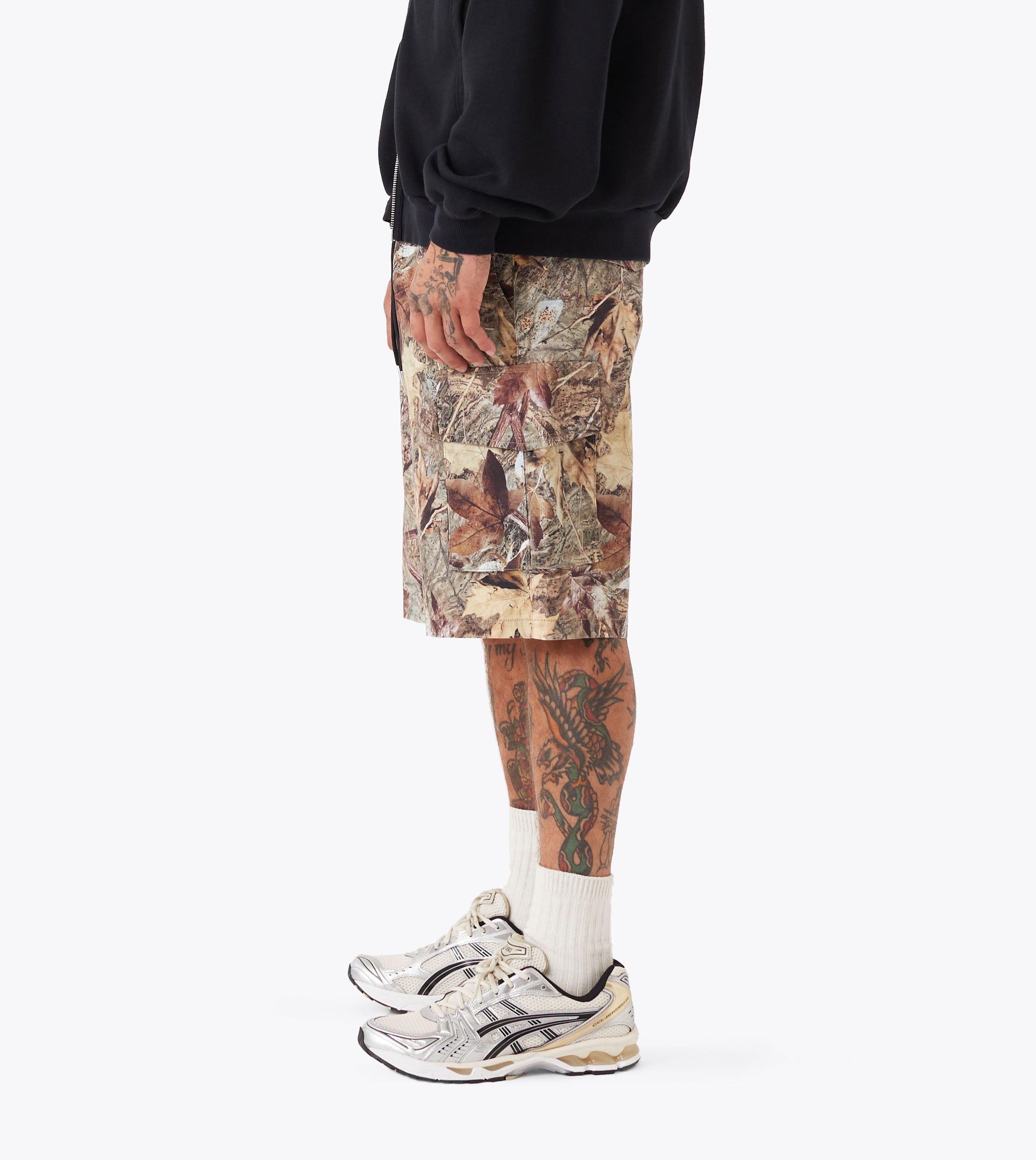 Naturalist Parachute Short Real Camo