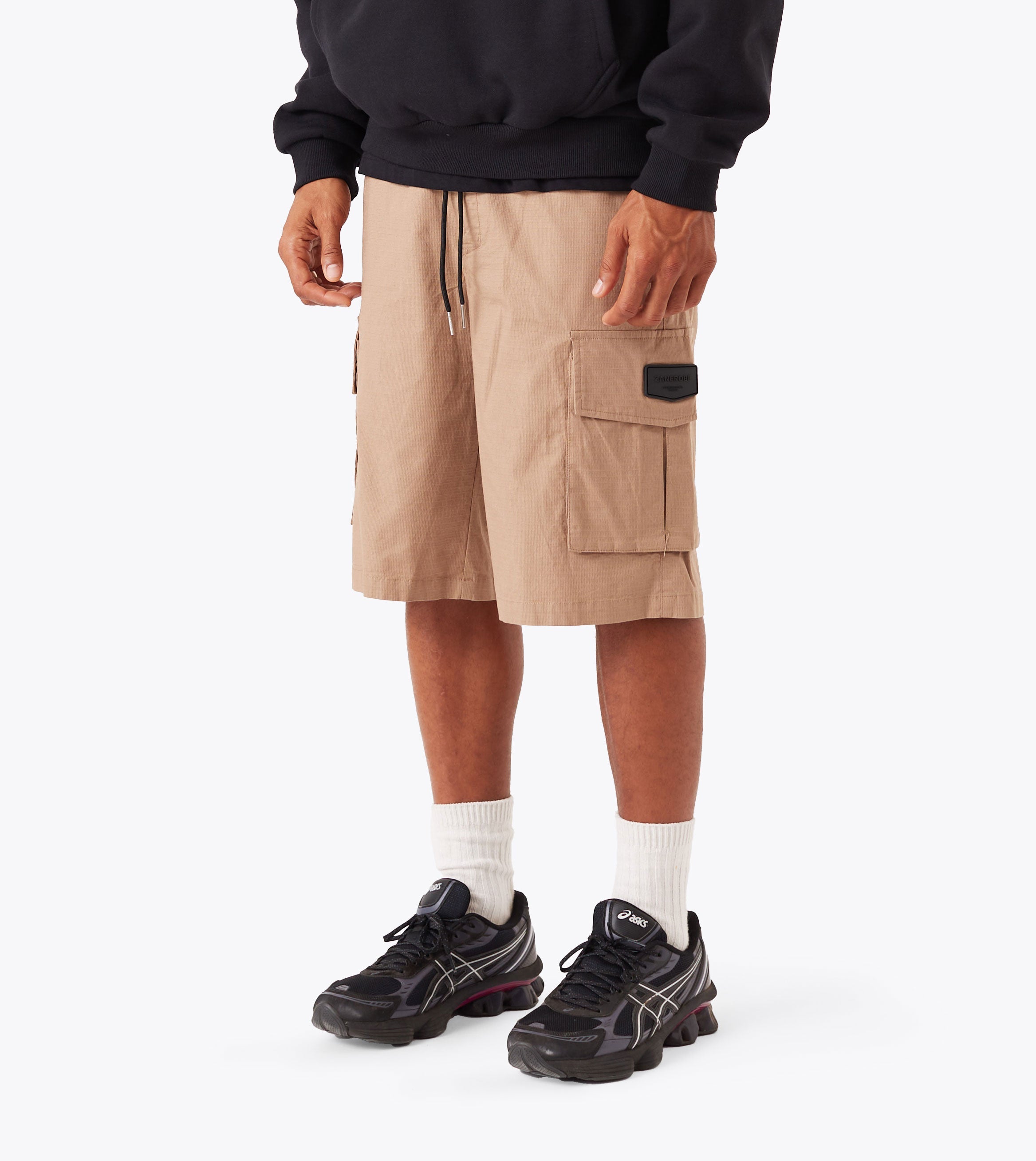 Parachute Short Dk Tan