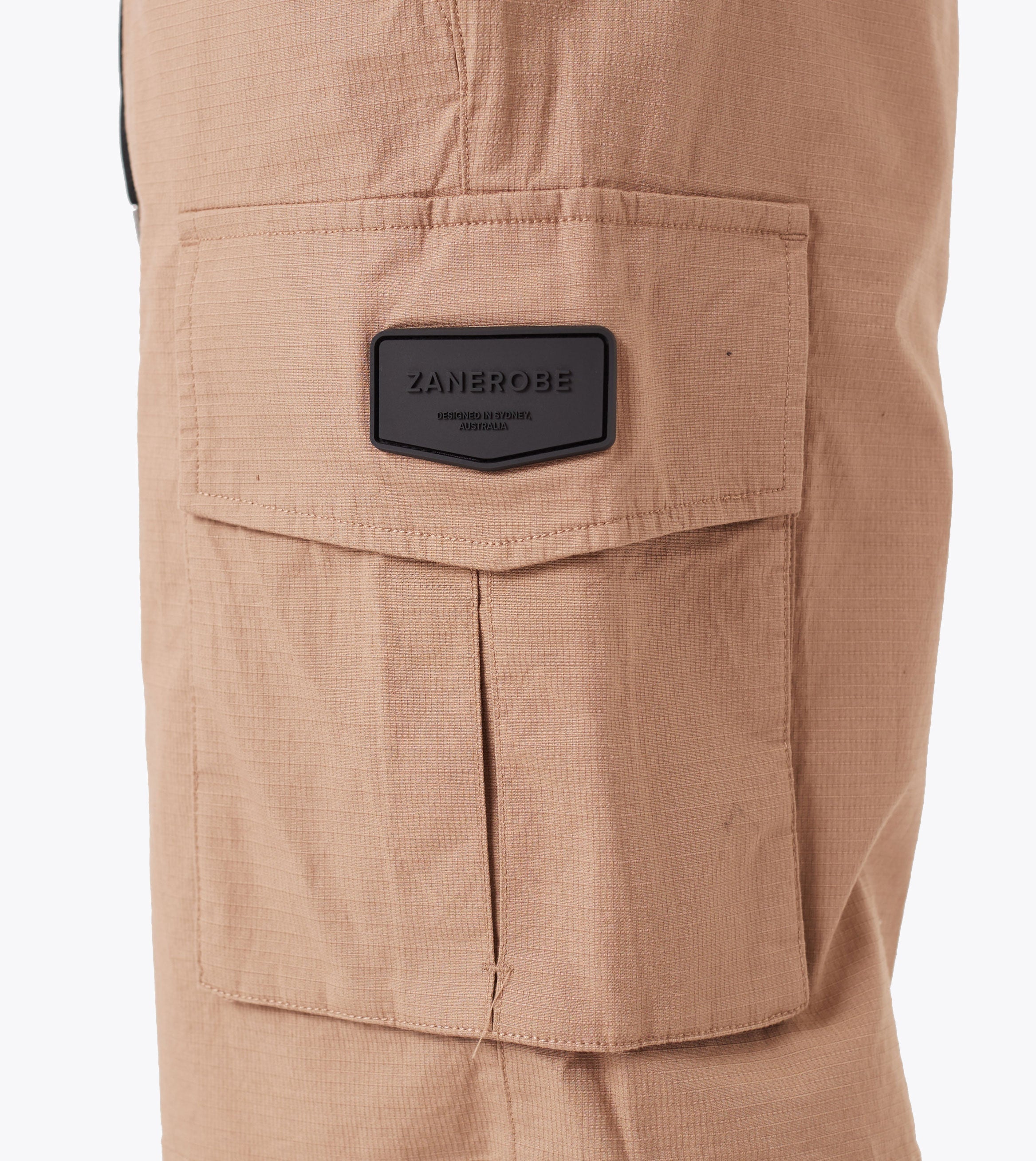 Parachute Short Dk Tan
