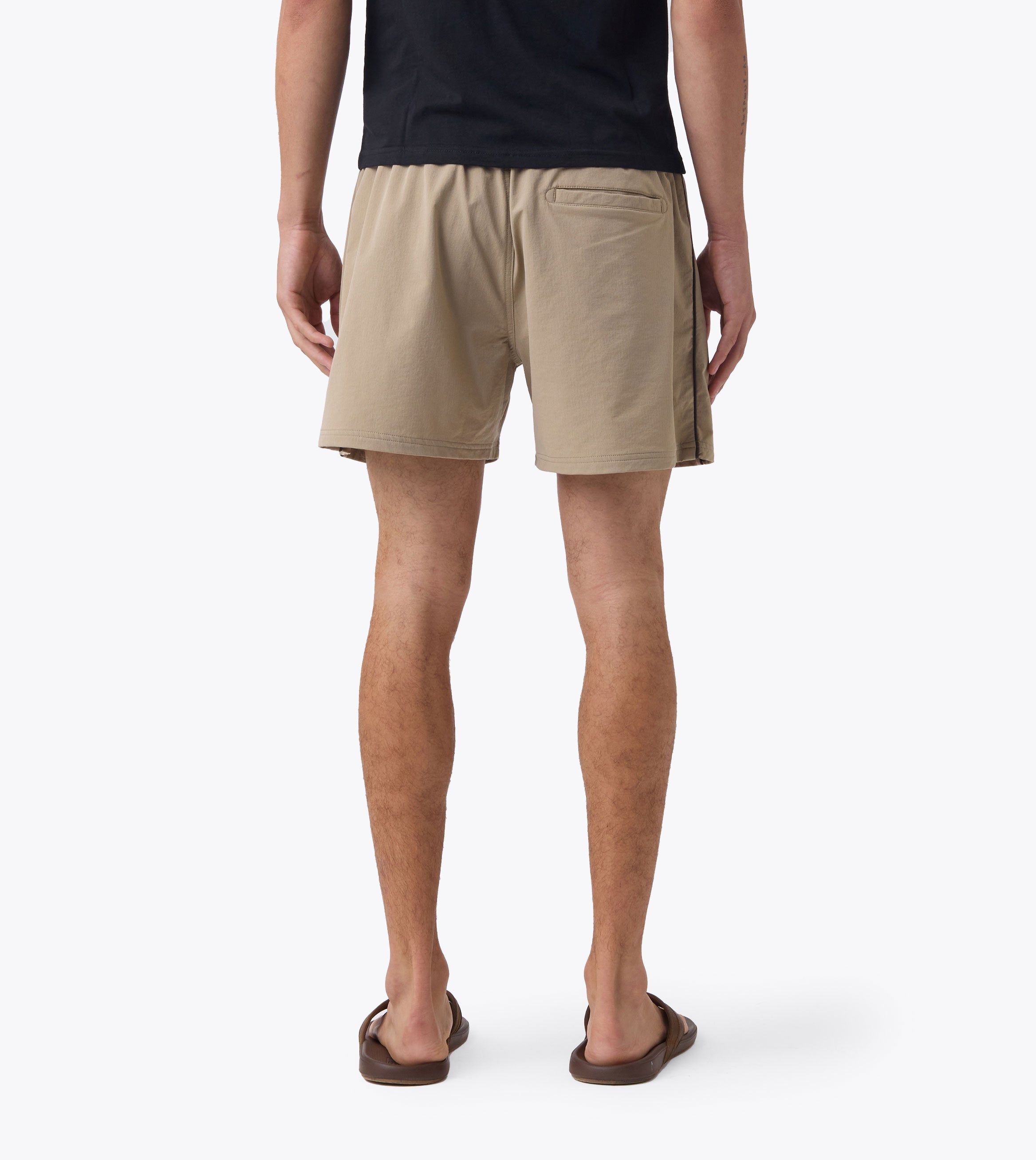 Piping Track Short Stone