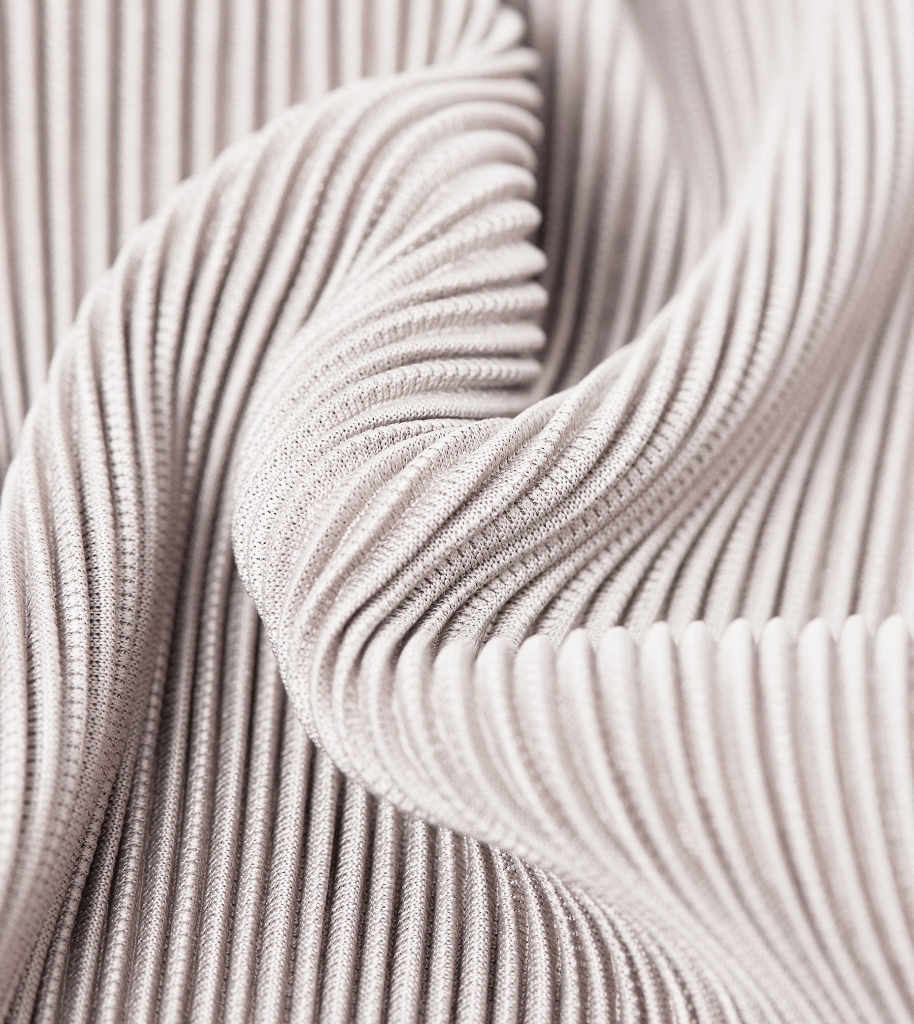 Pleated Short Cement