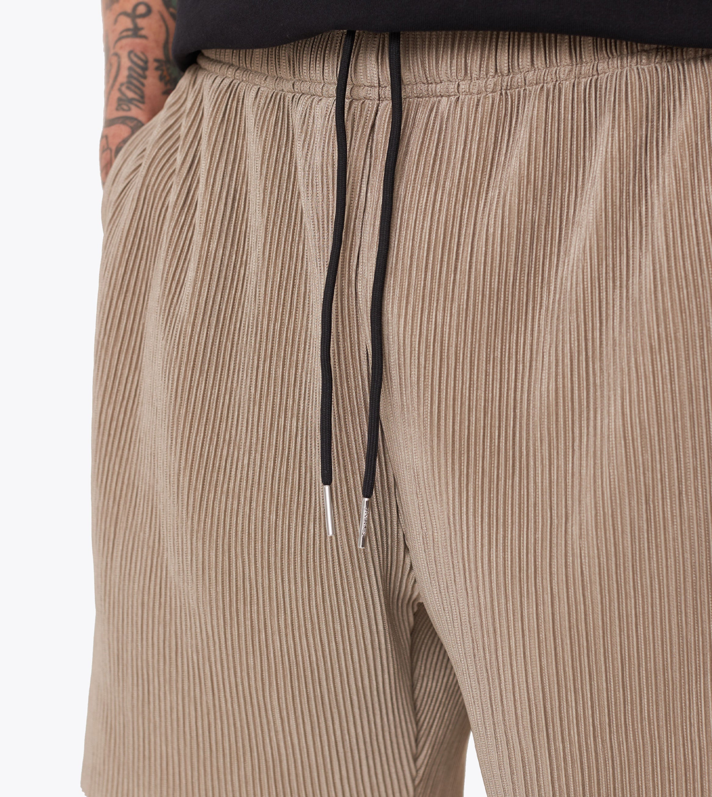 Pleated Short Khaki