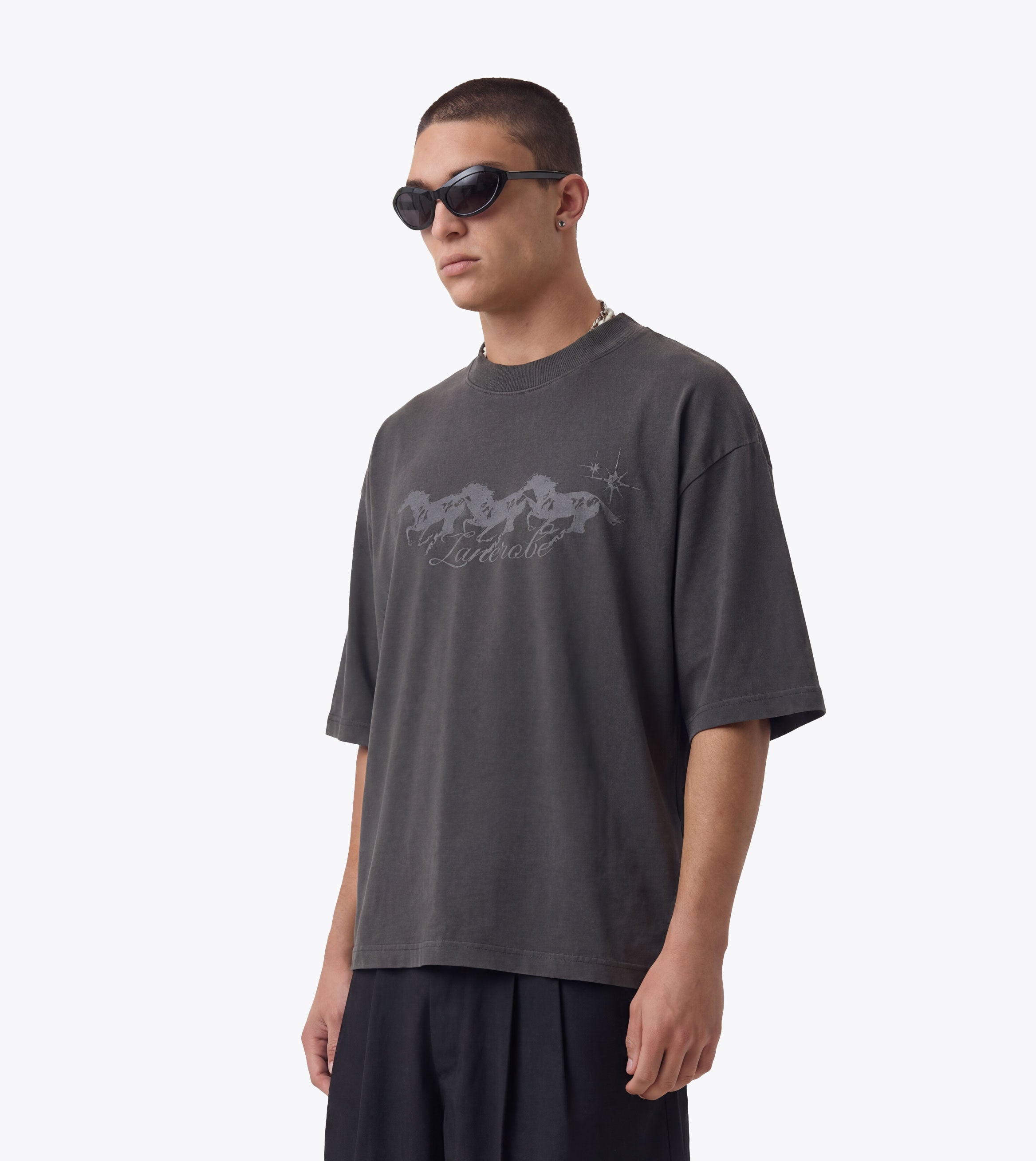 Stallion Flow Tee Charcoal