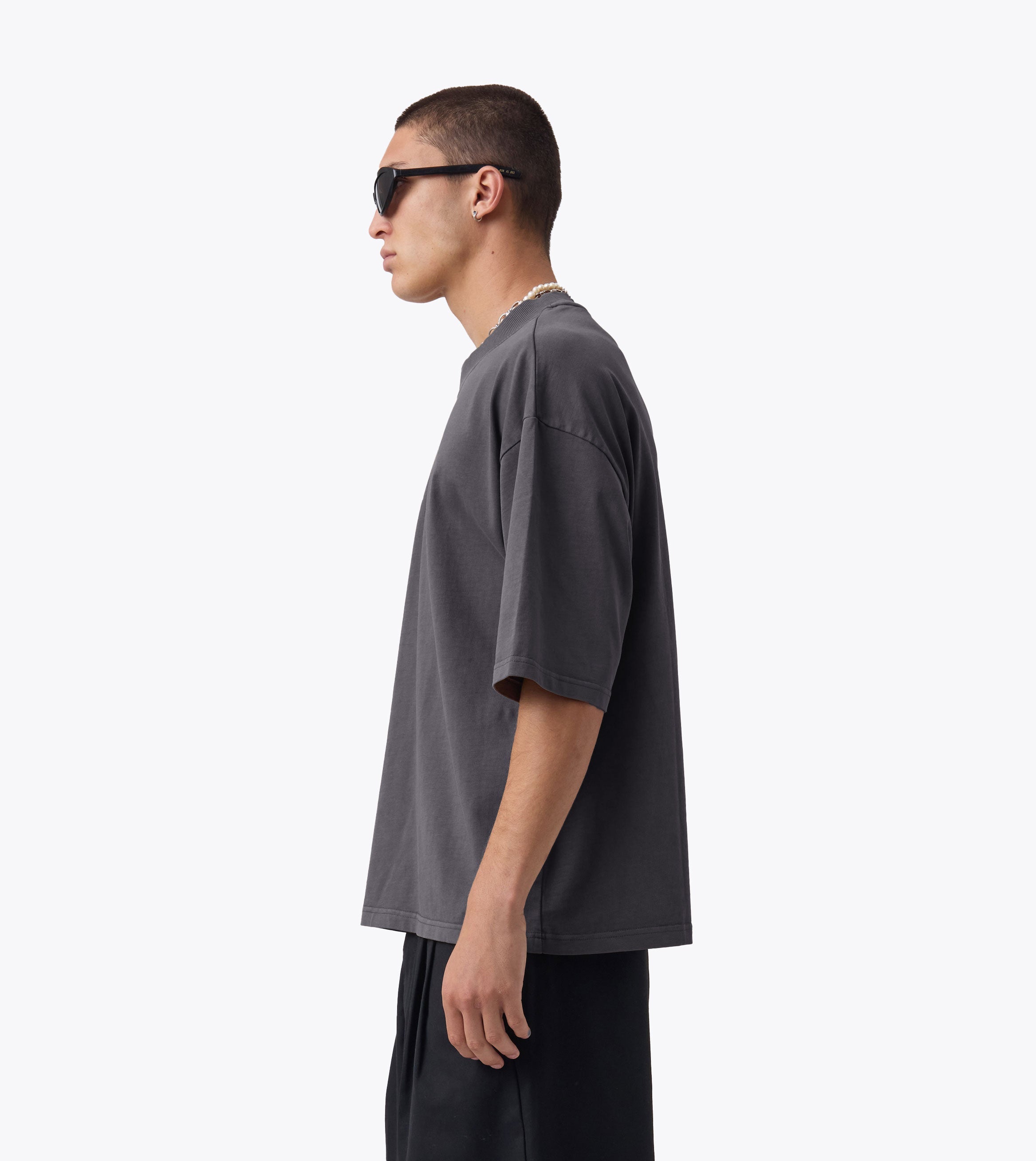 Stallion Flow Tee Charcoal