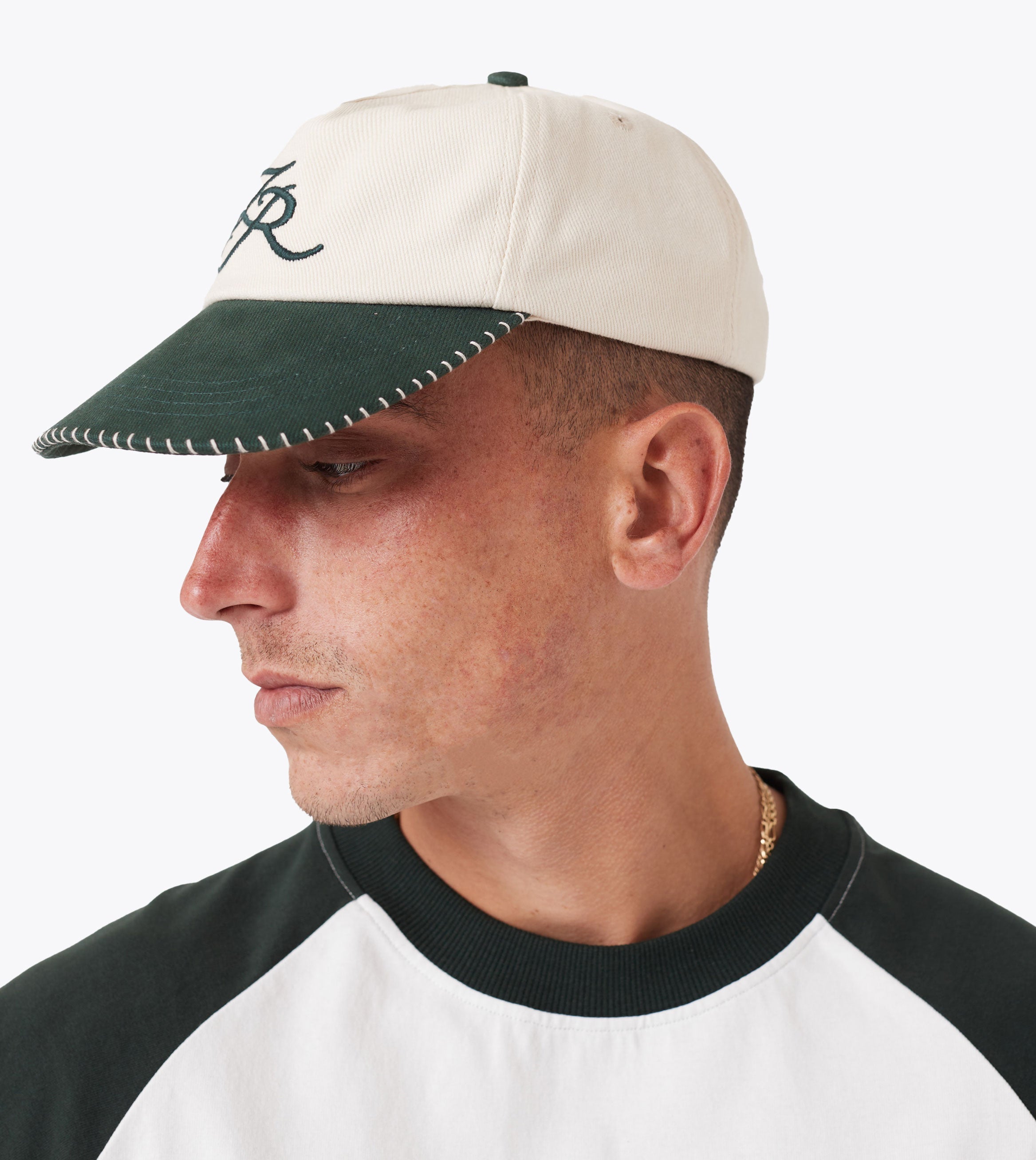 Stitched Emblem Cap Vintage White/Forest