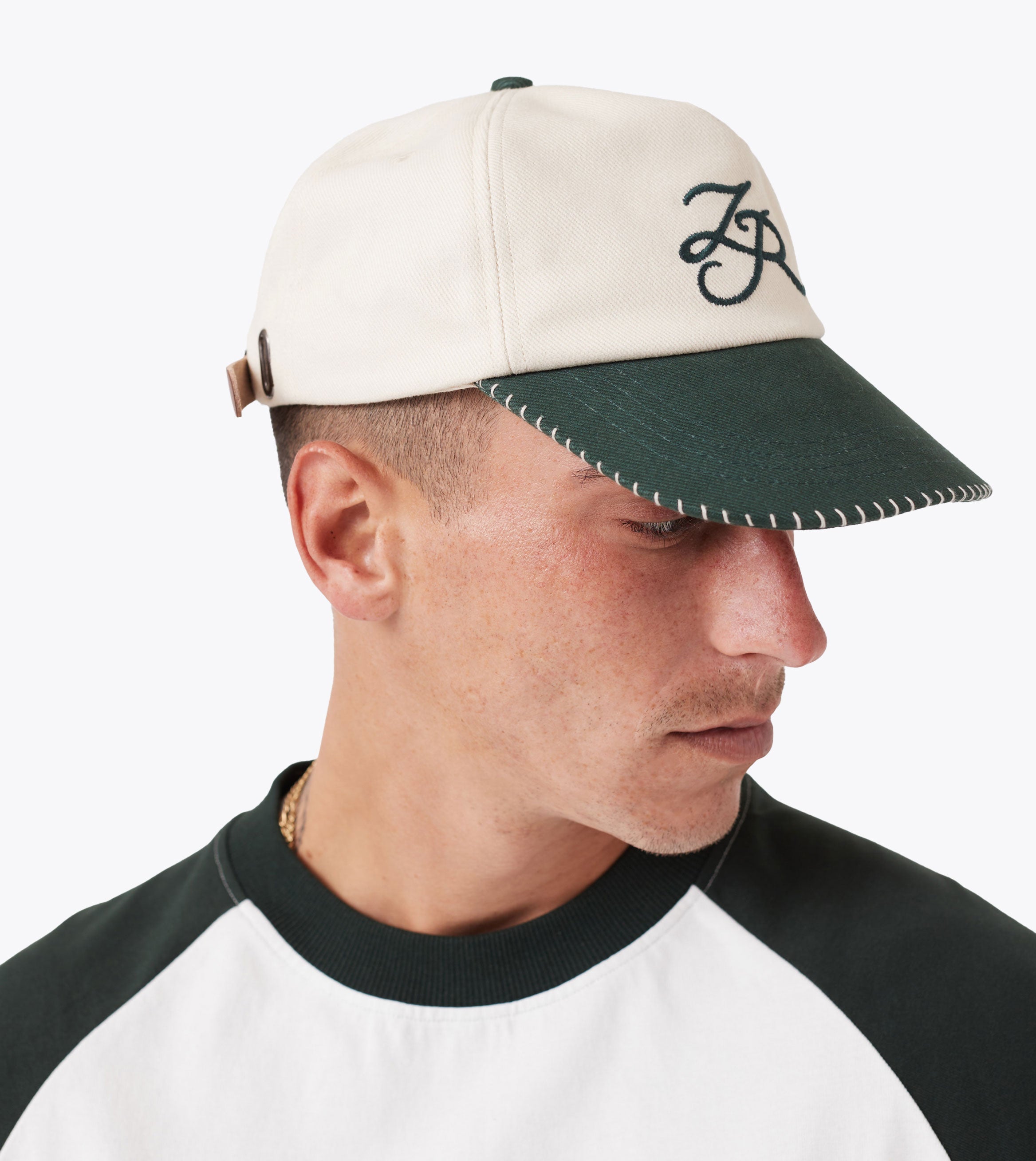 Stitched Emblem Cap Vintage White/Forest