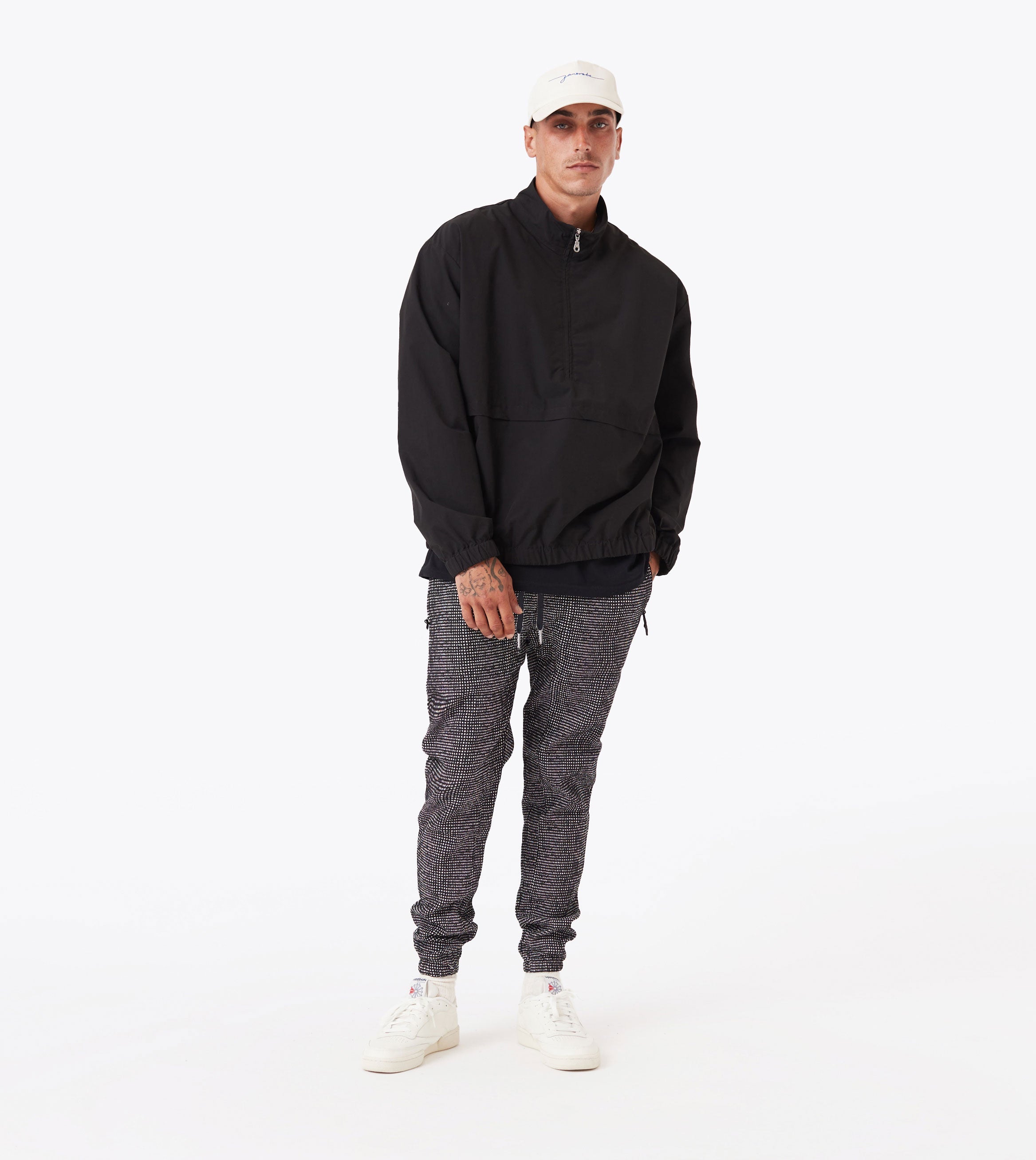 Sureshot Honeycomb Flight Jogger Black