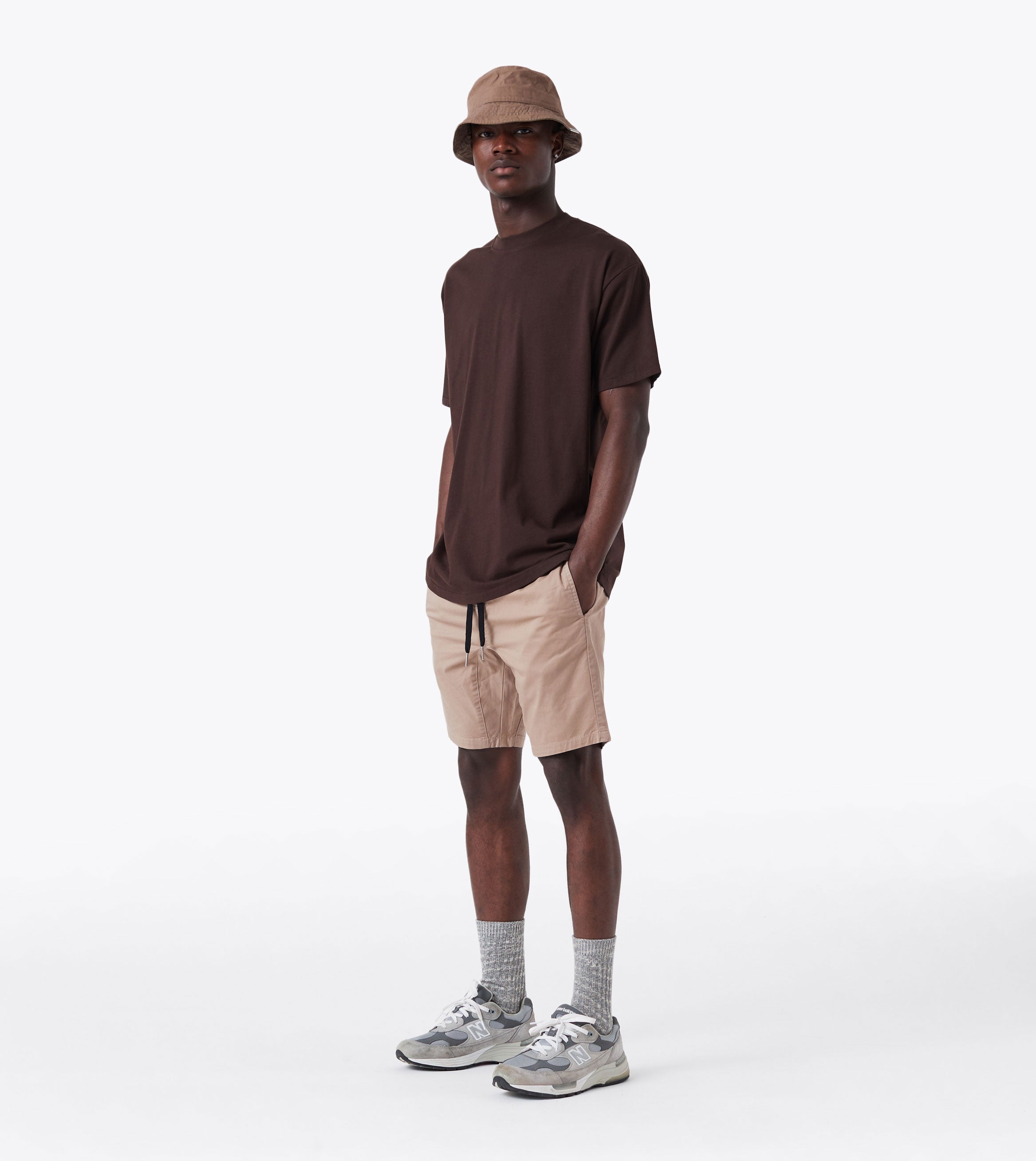 Sureshot Mid Rise Lite Short GD Sandstone