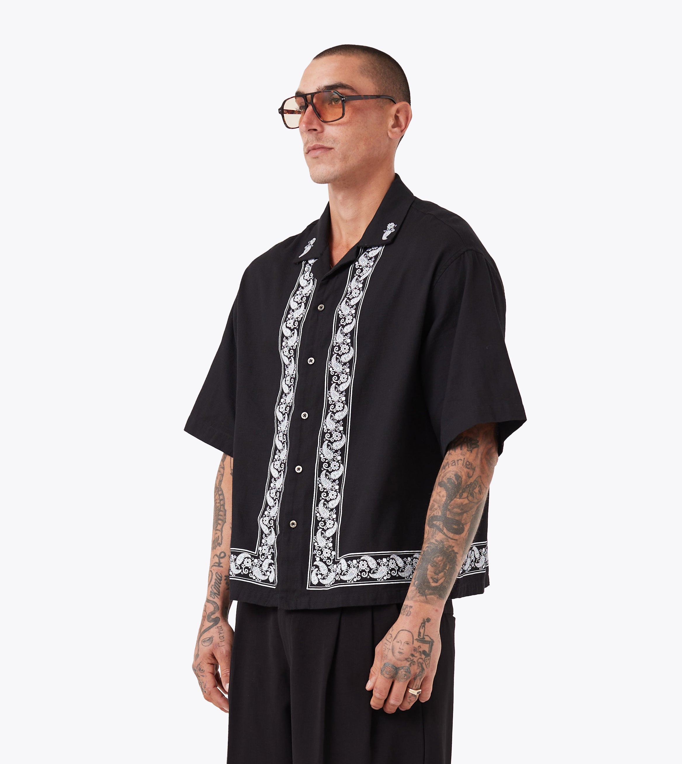 Paisley Channel SS Shirt Black