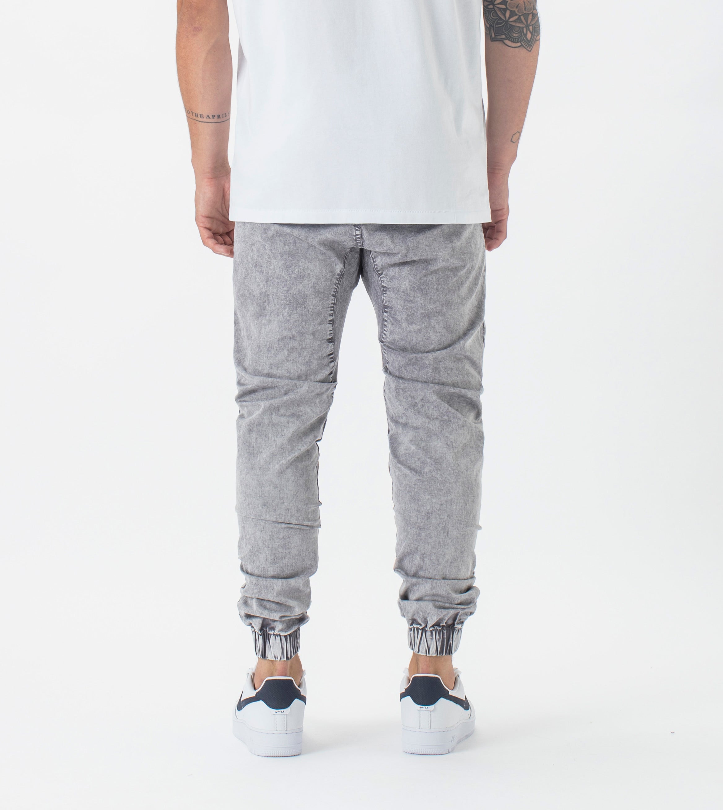 Sureshot Lightweight Jogger Rock Salt