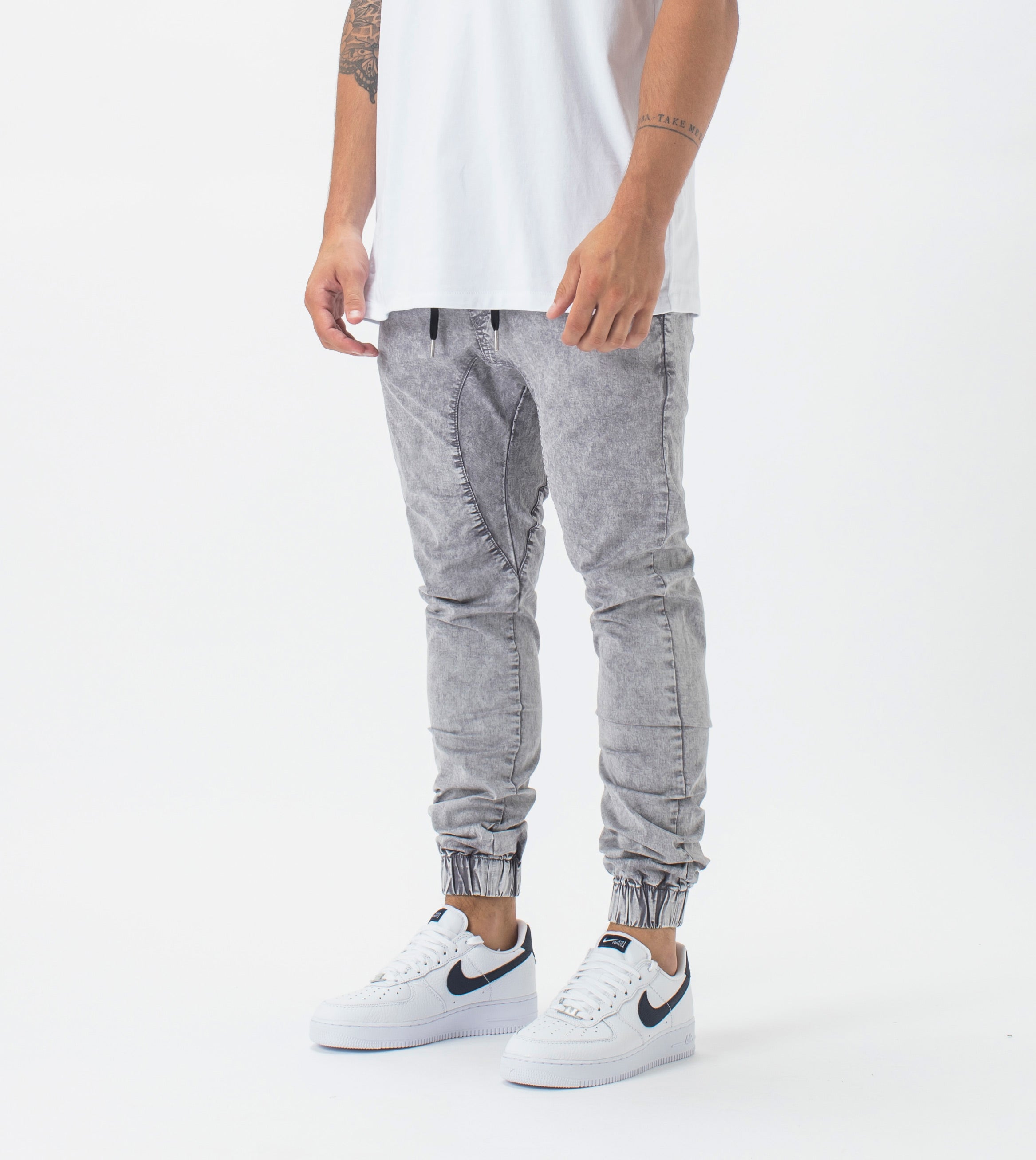 Sureshot Lightweight Jogger Rock Salt