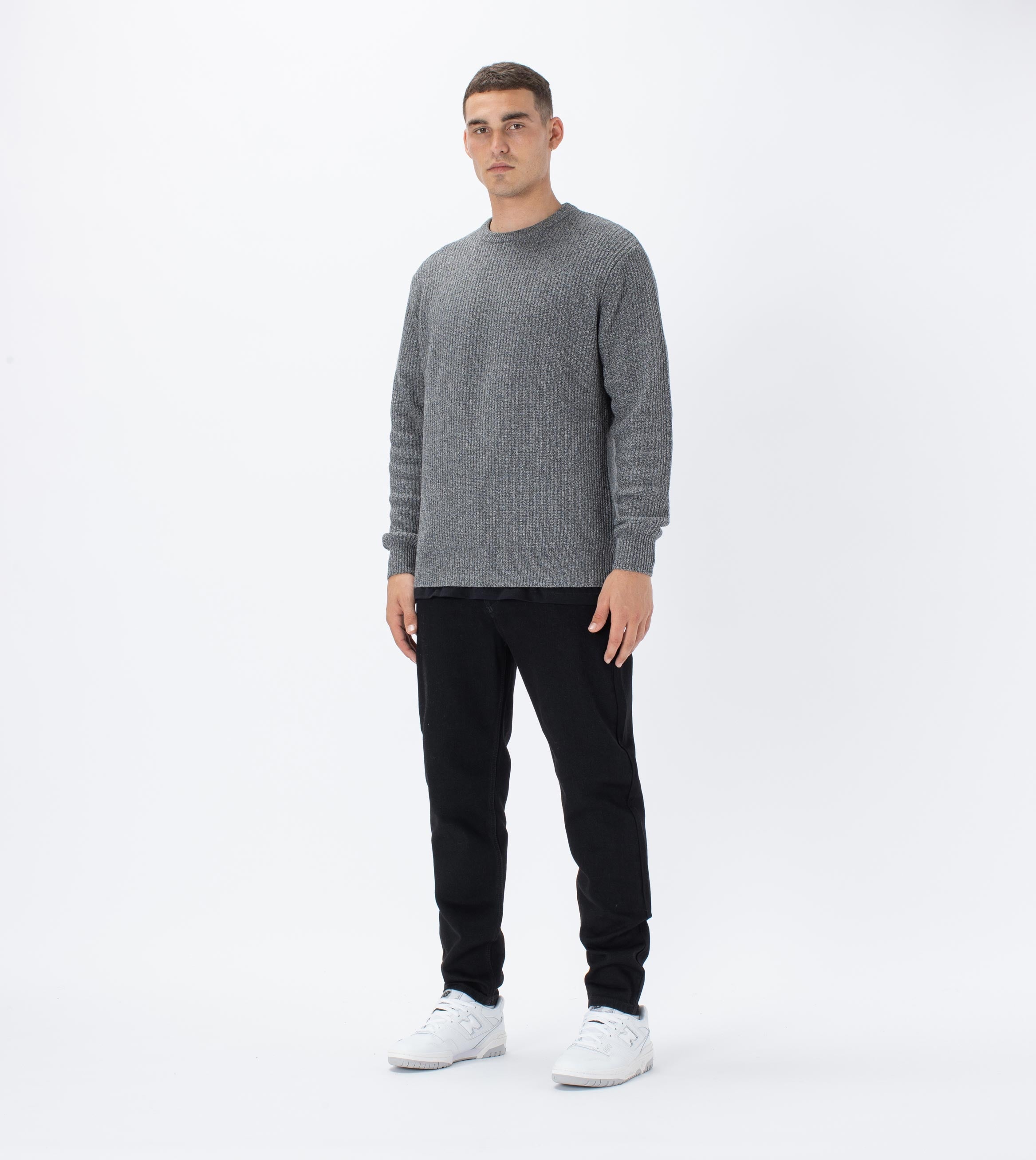 Moss Crew Knit Black Speck