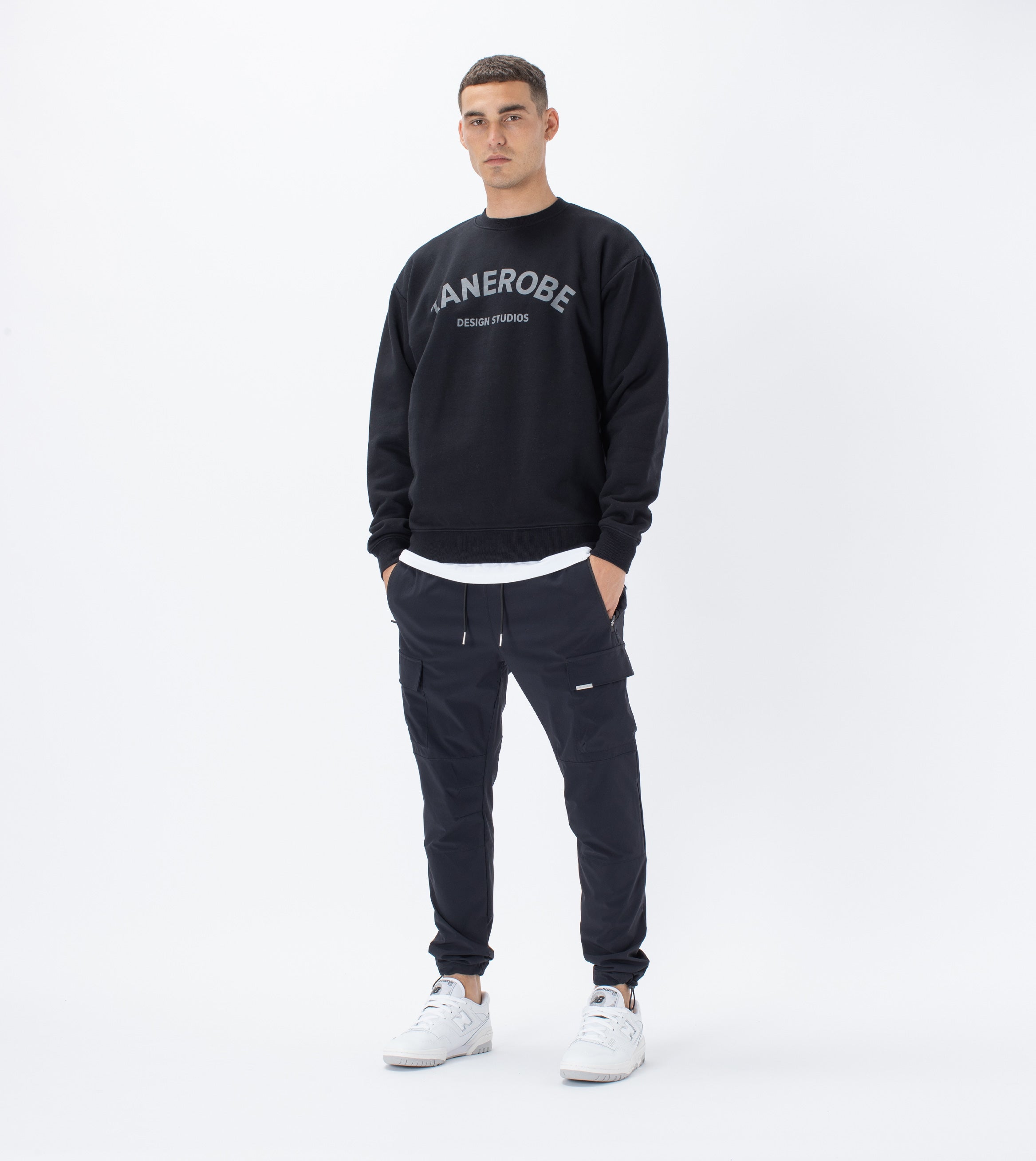 Studios Lowgo Crew Sweat Black