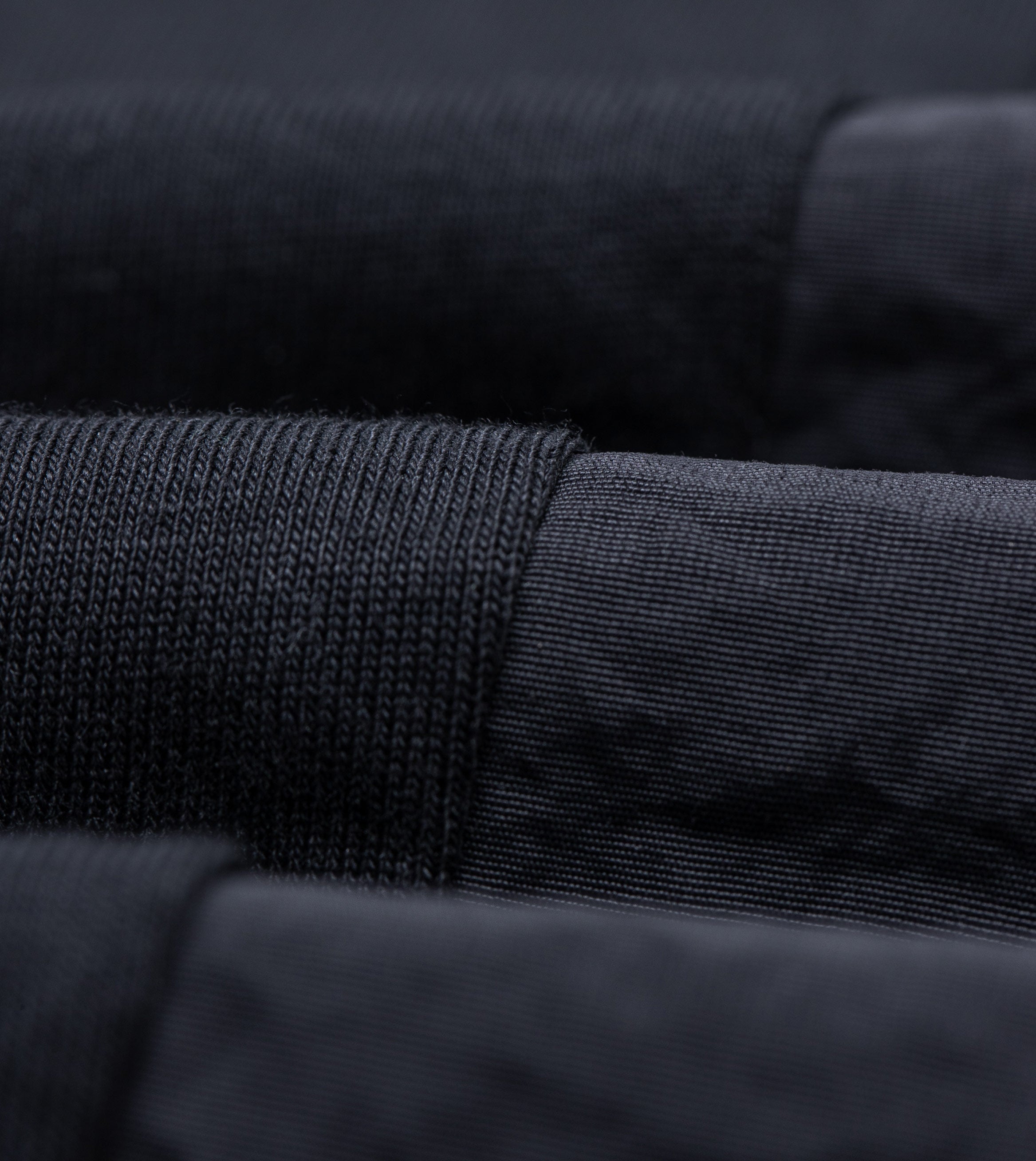 Track Lowgo Crew Sweat Black