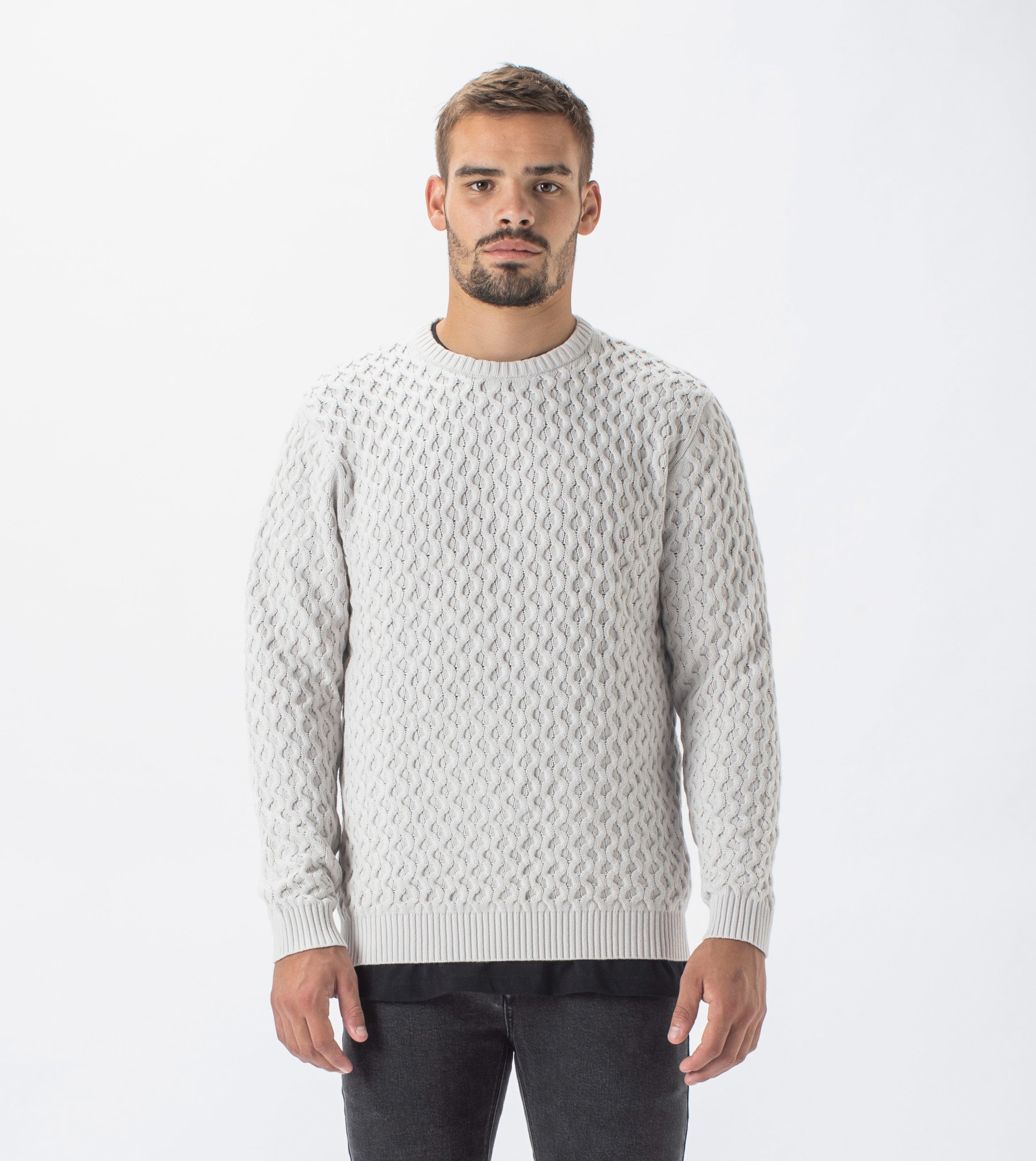 Diamond Crew Knit Frost