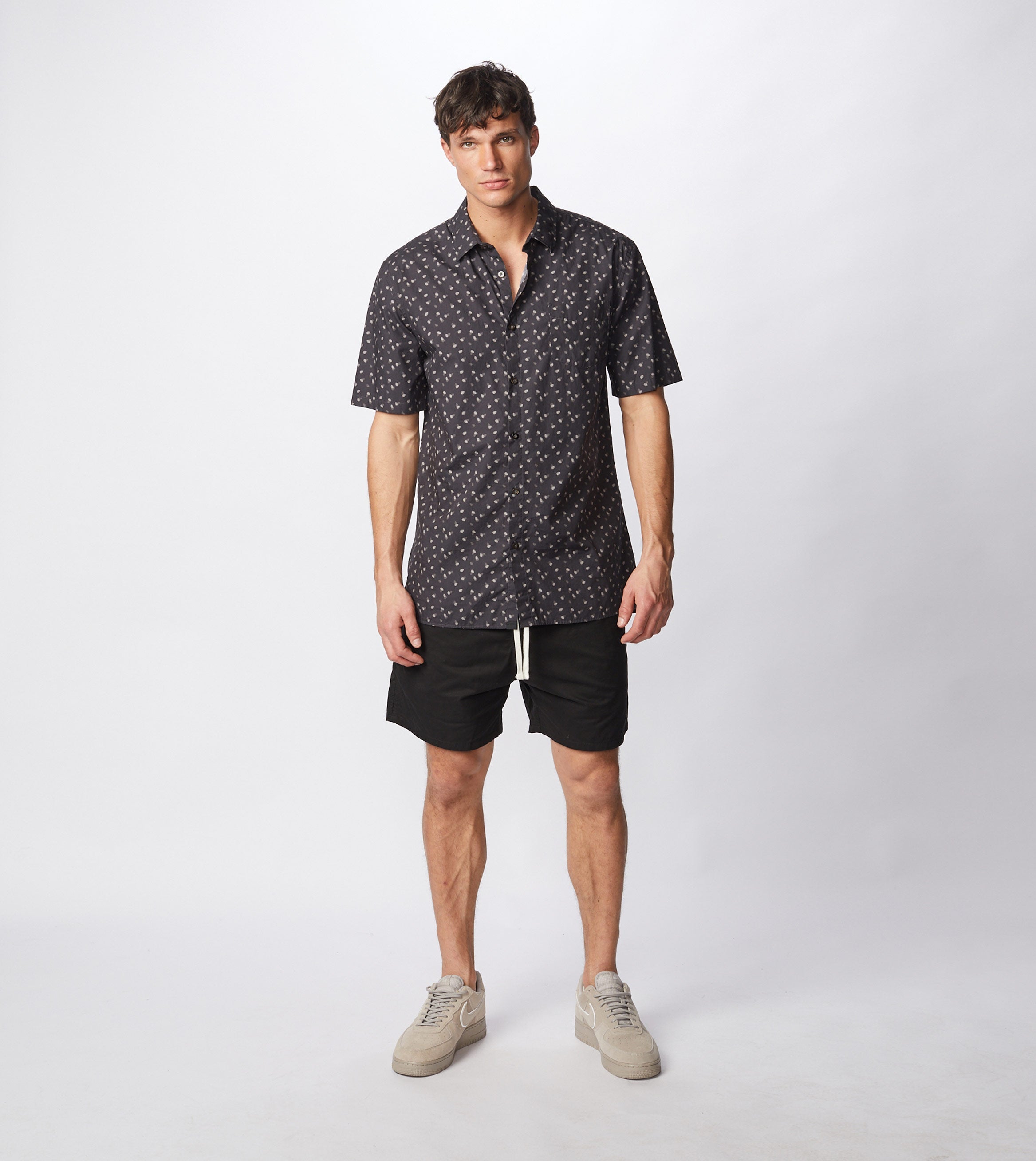Fan SS Shirt Washed Black