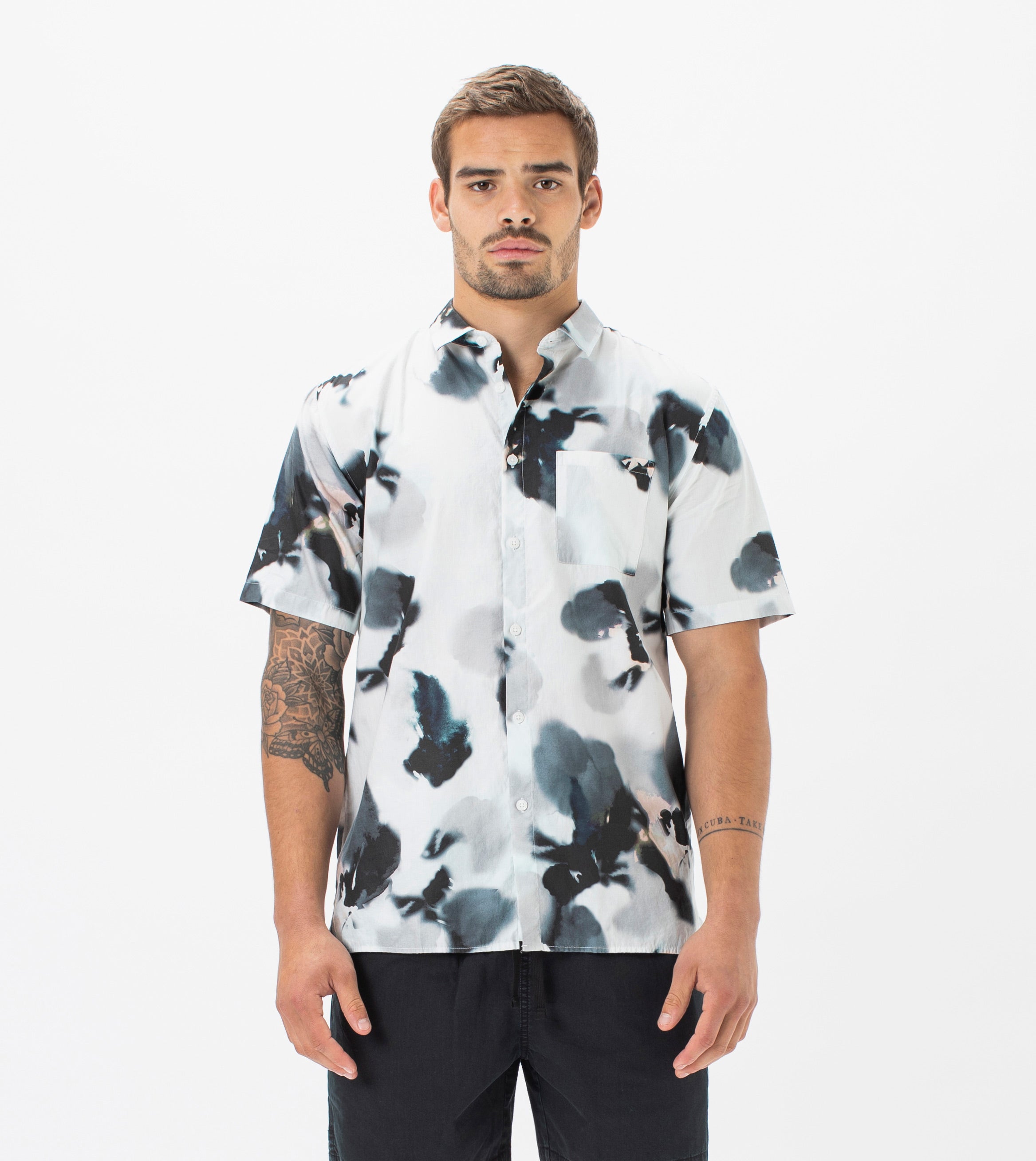 Floating Floral SS Shirt White