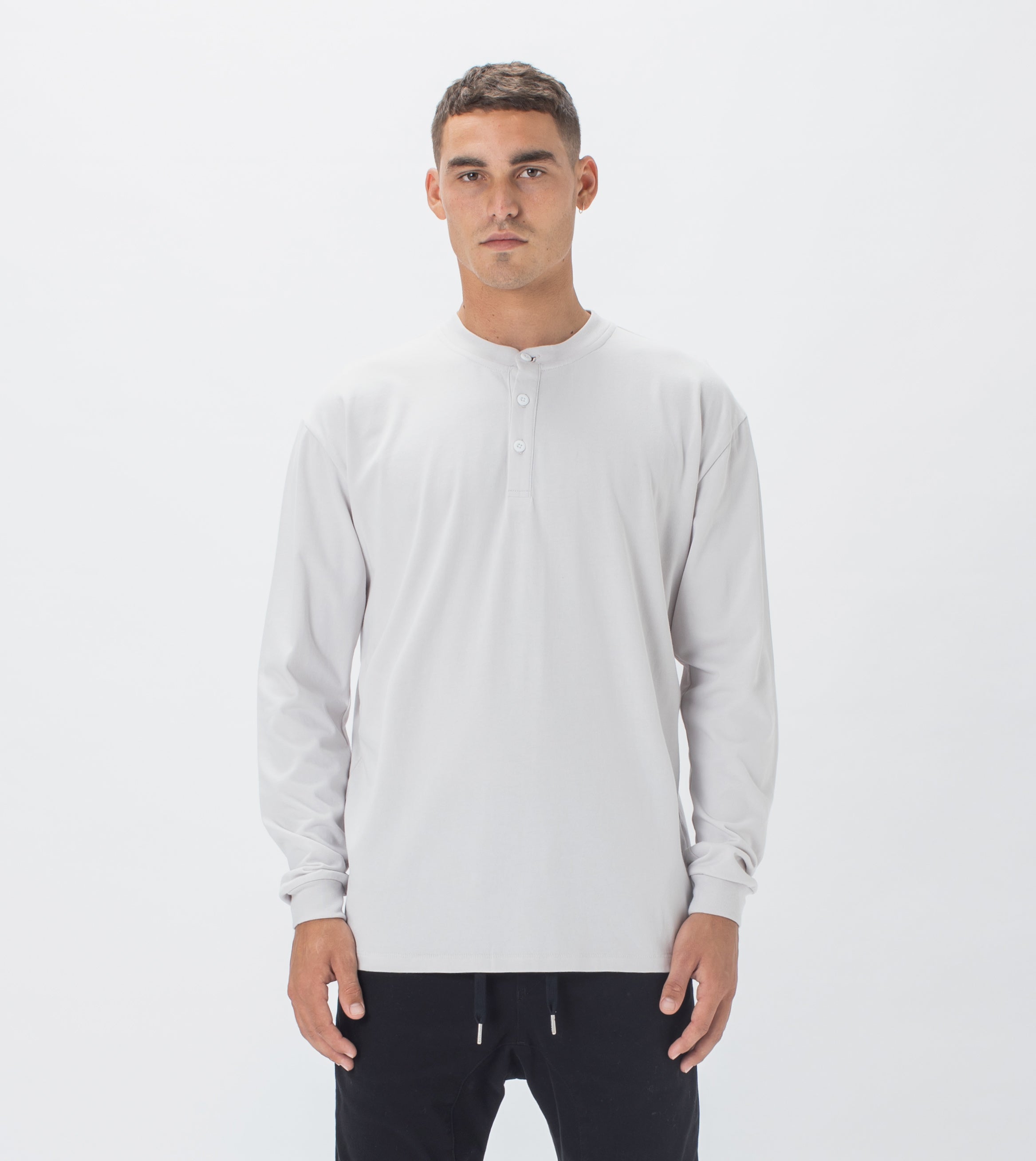 Henley LS Tee Frost