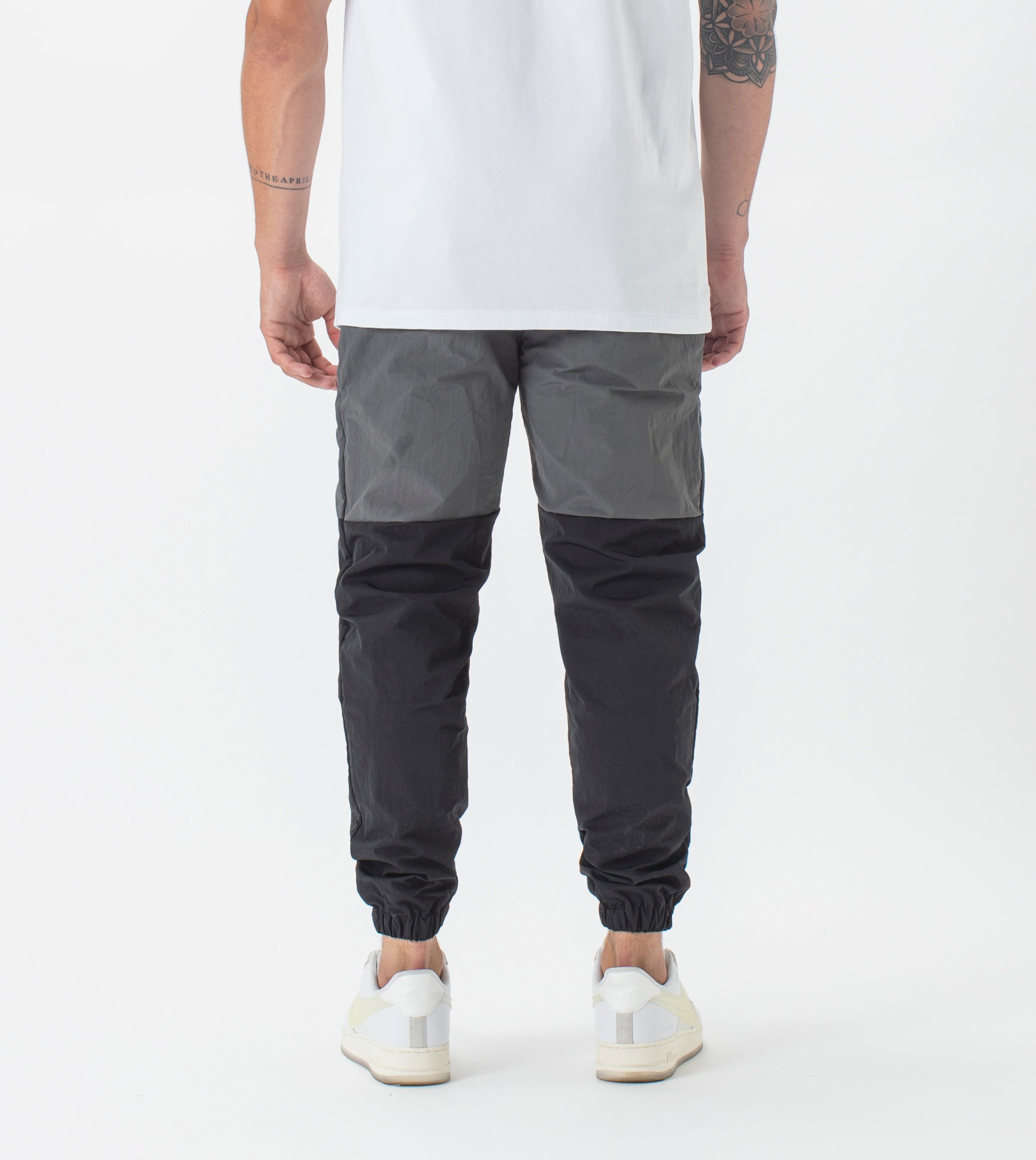 Jumpa Track Jogger Black