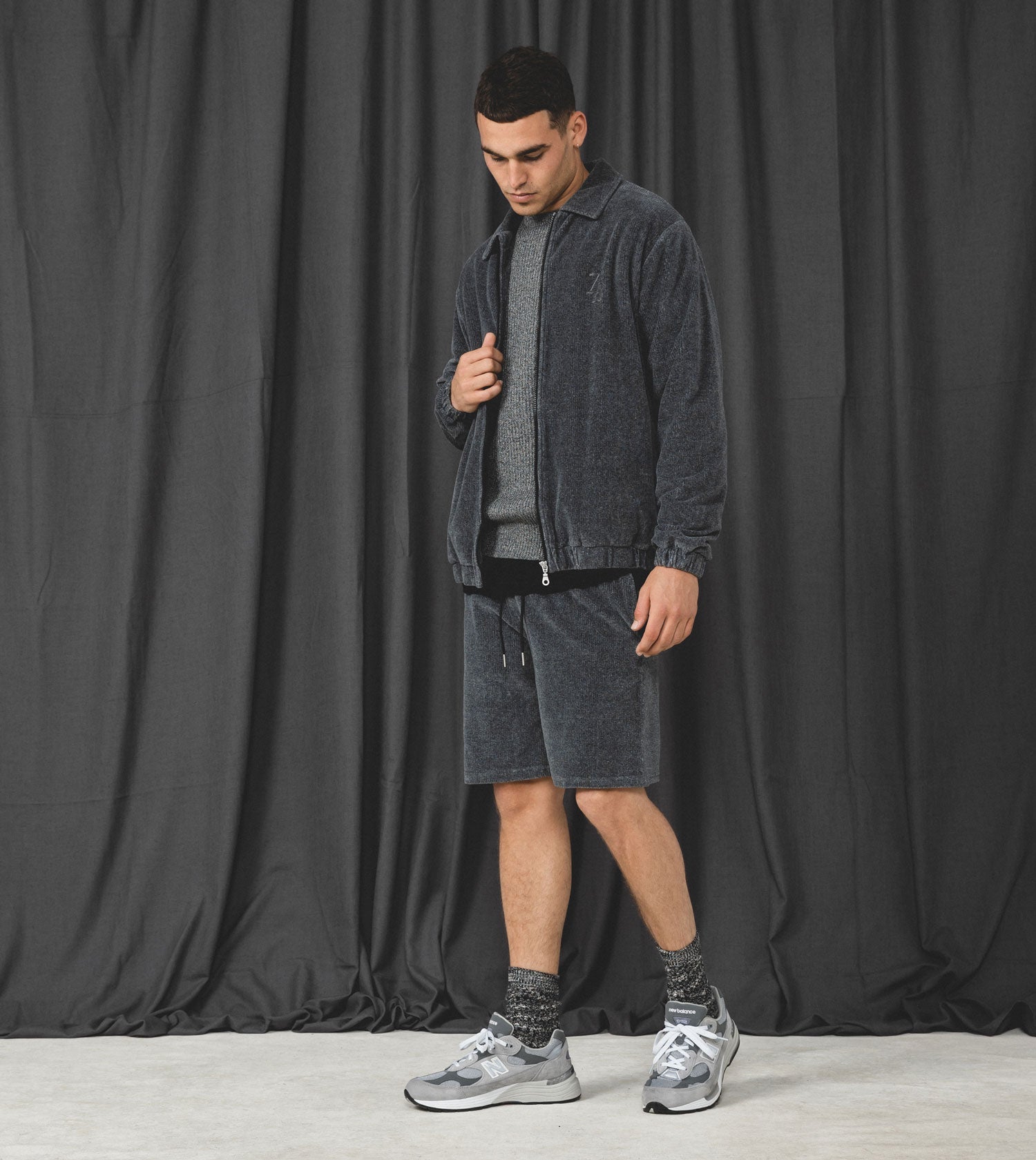 Jumpa Velour Short Static