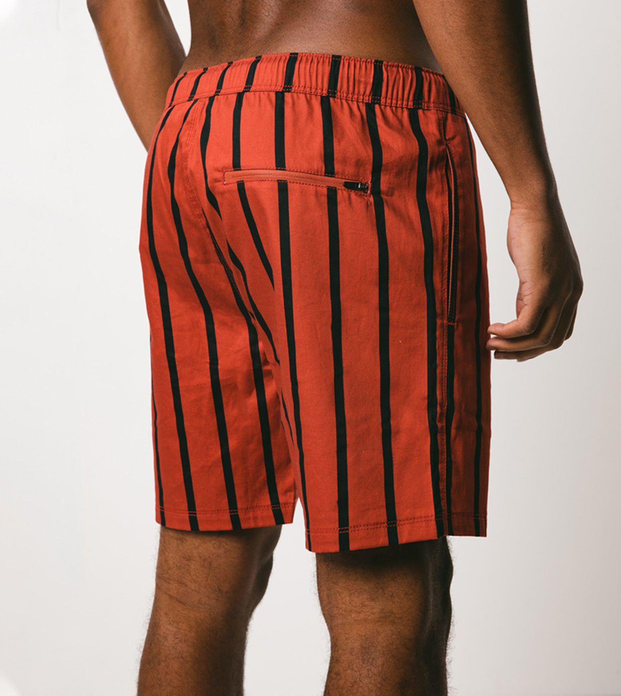 Pinstripe Laguna Short Clay/Vintage Black