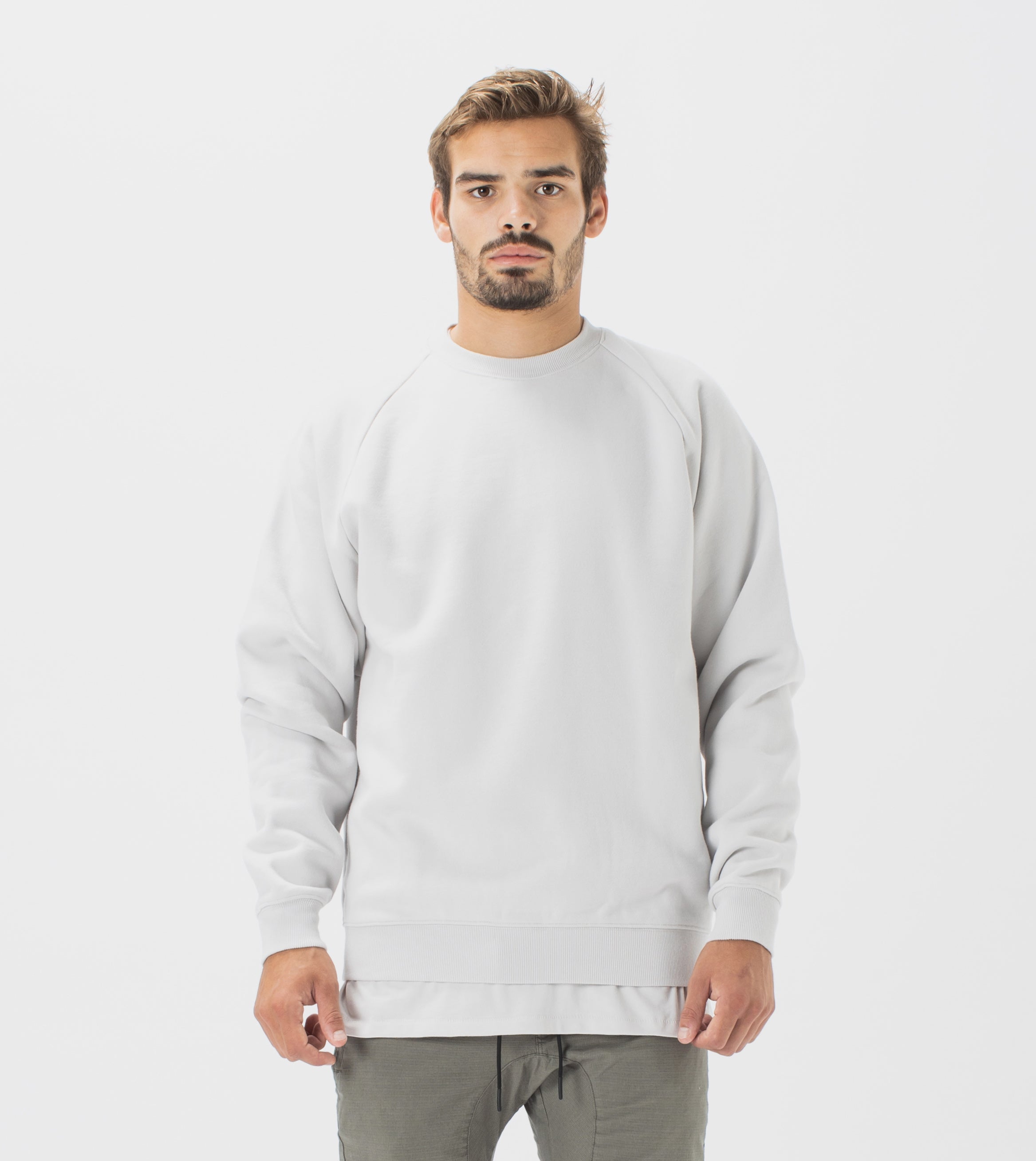 Lowgo Raglan Crew Sweat Frost