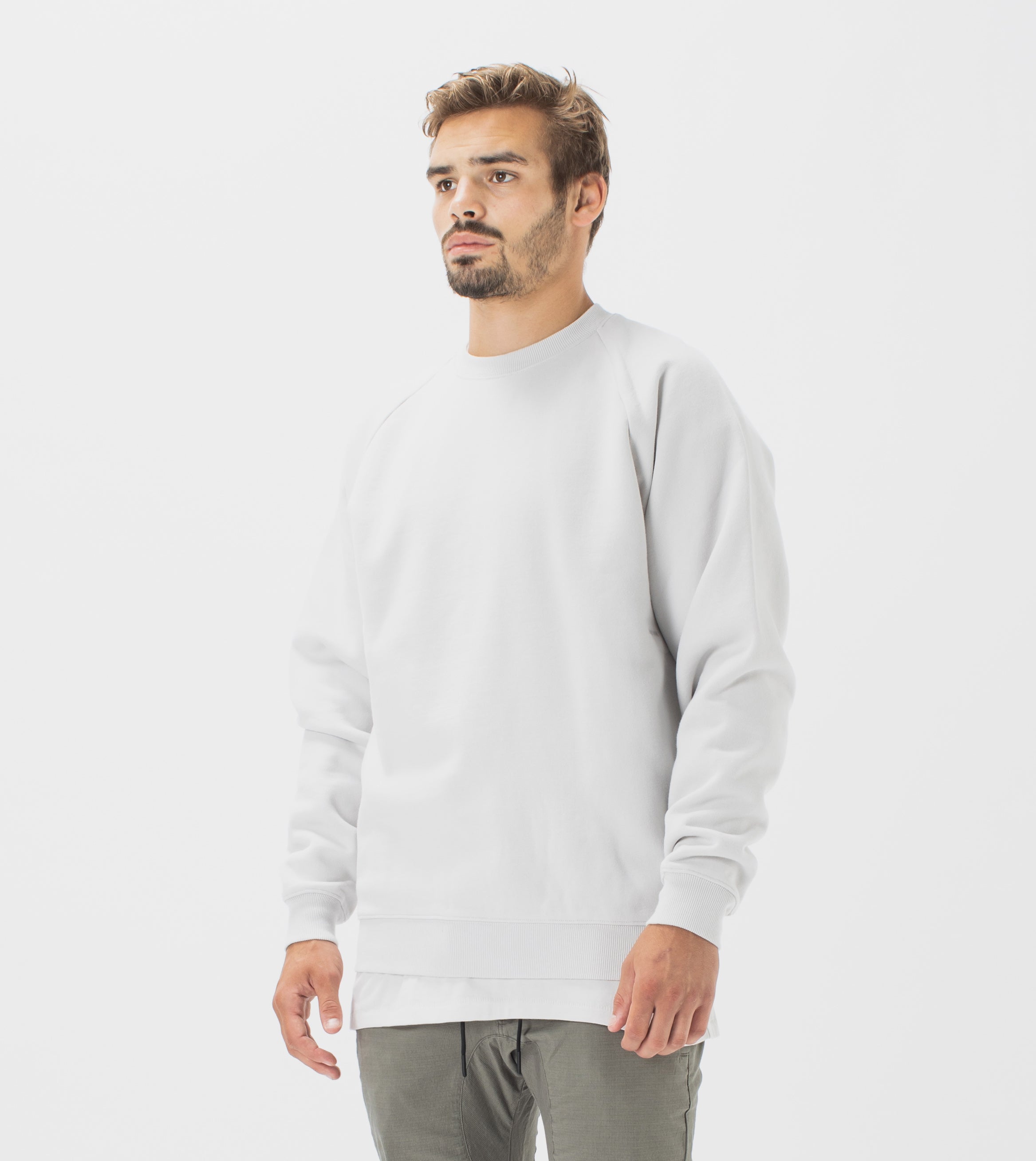 Lowgo Raglan Crew Sweat Frost