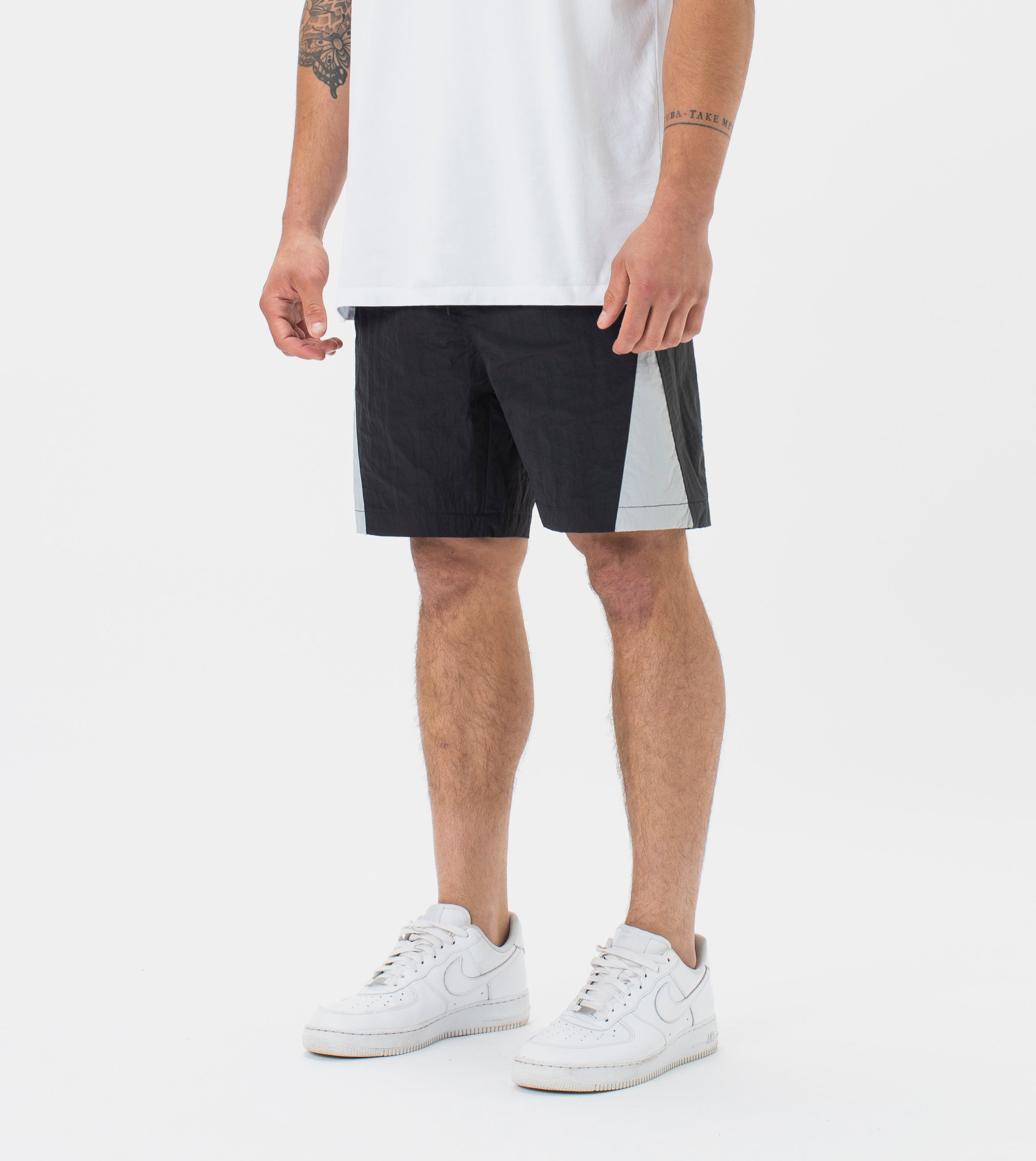 Panel Day Short Black/Ash