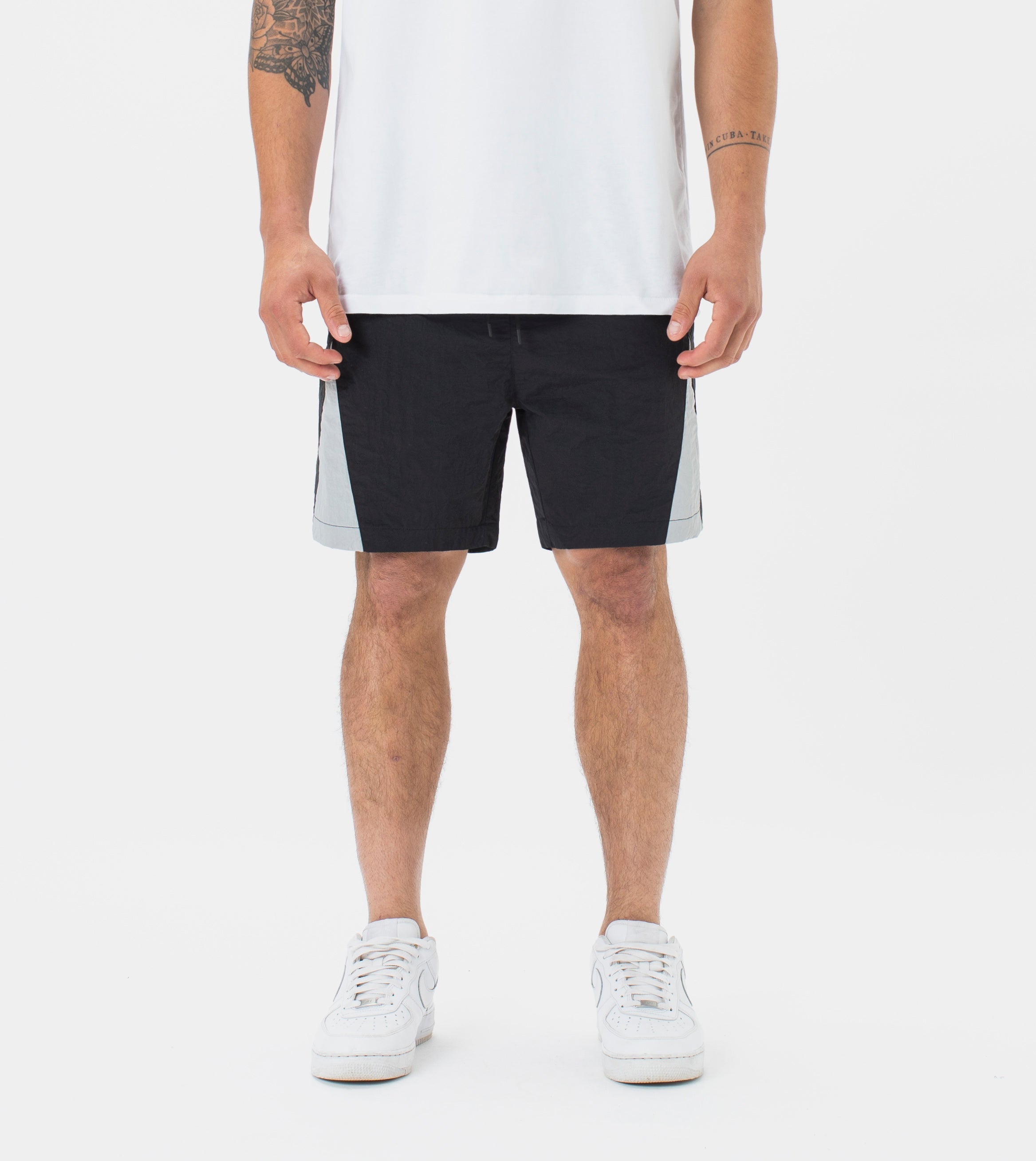Panel Day Short Black/Ash