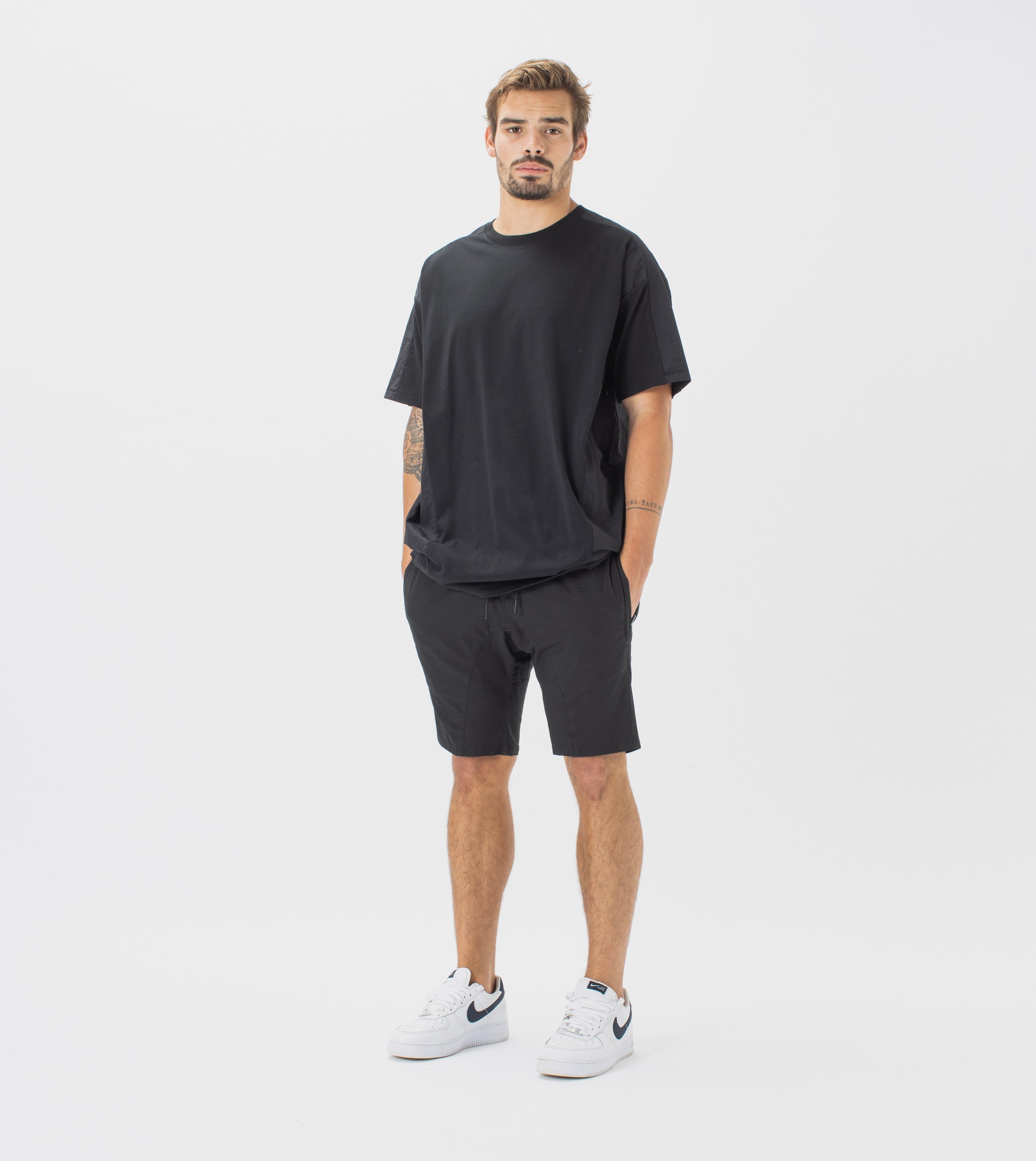 Panel Tee Black