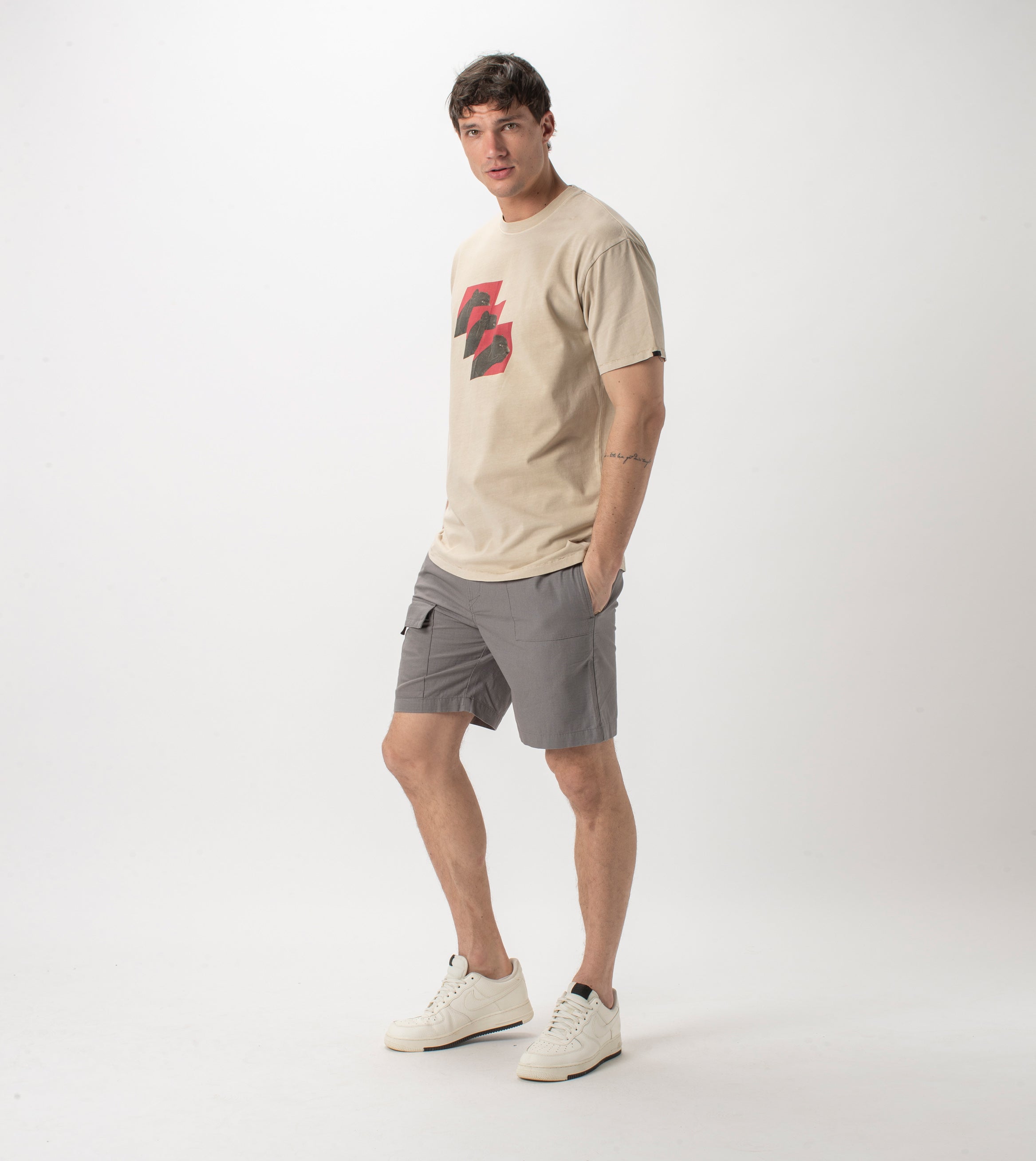 Panther Box Tee GD Oat