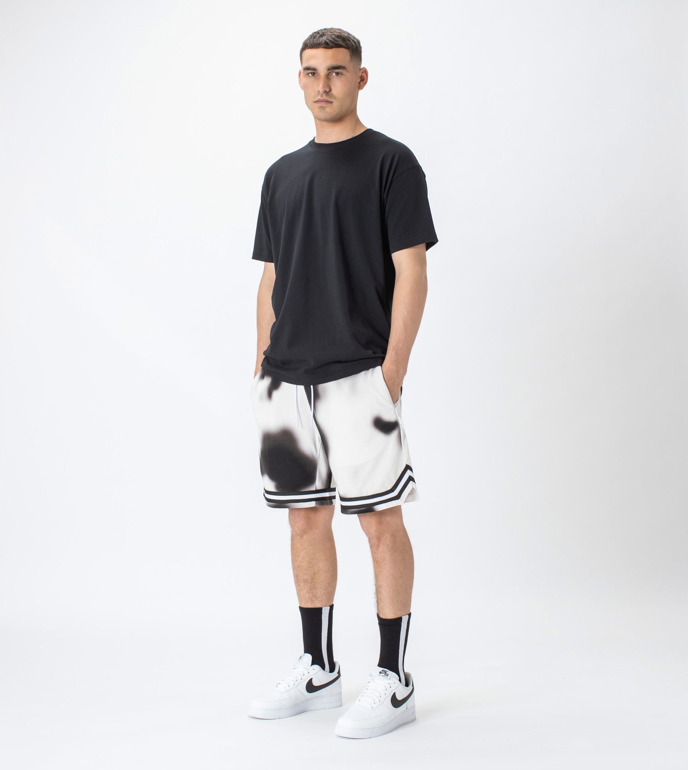 Patch Pique Basketball Short Milk/Black