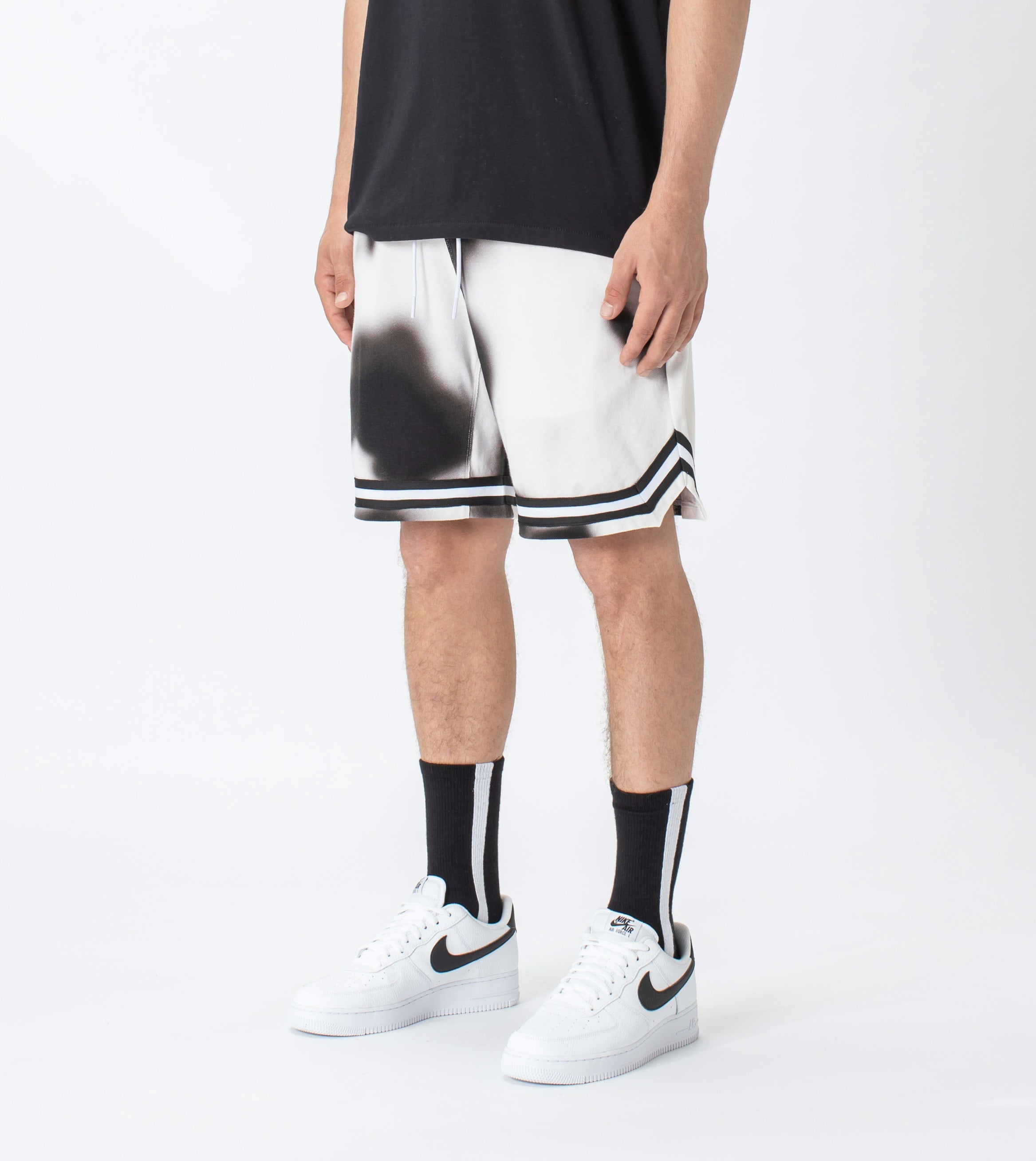 Patch Pique Basketball Short Milk/Black