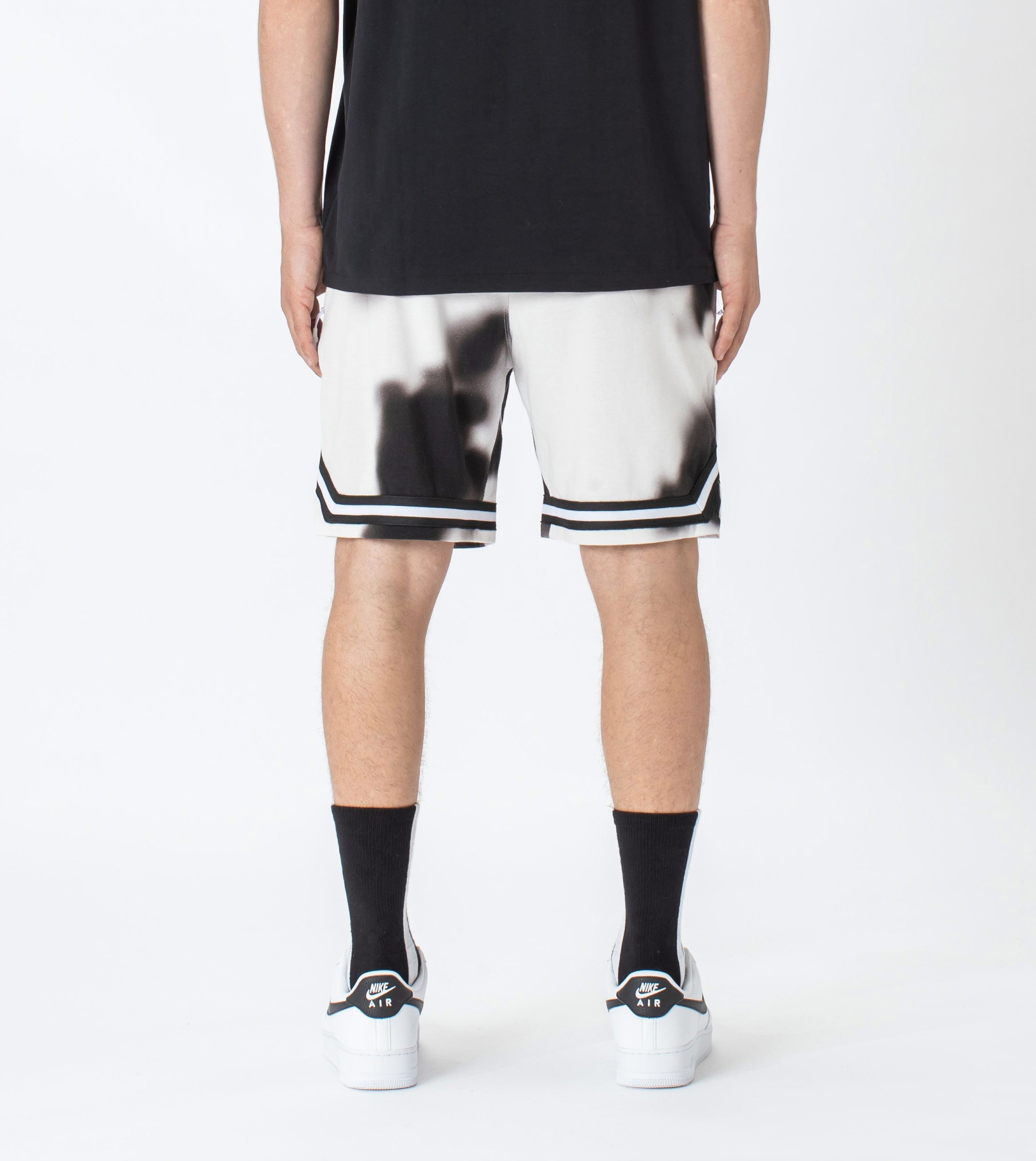 Patch Pique Basketball Short Milk/Black