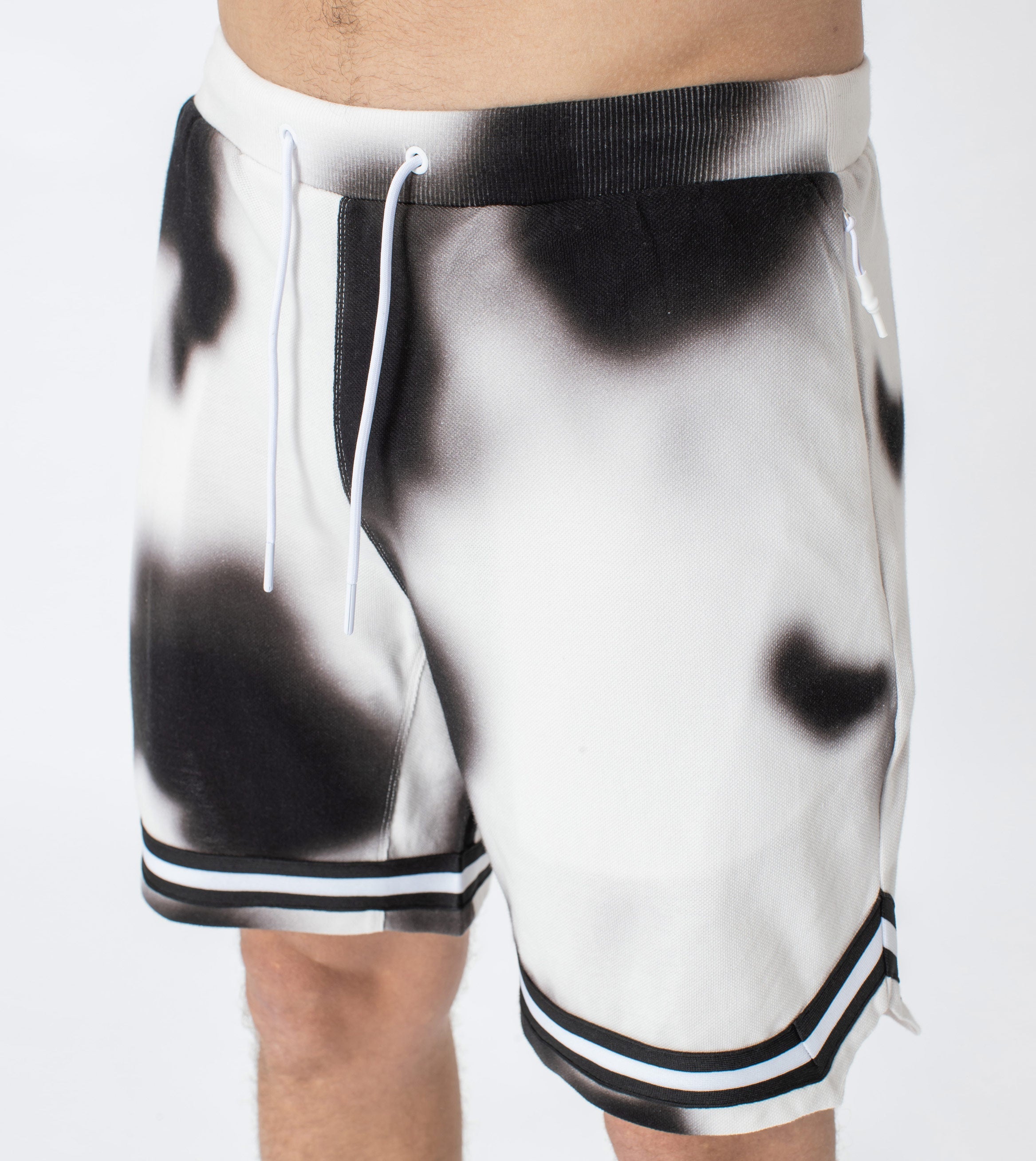 Patch Pique Basketball Short Milk/Black