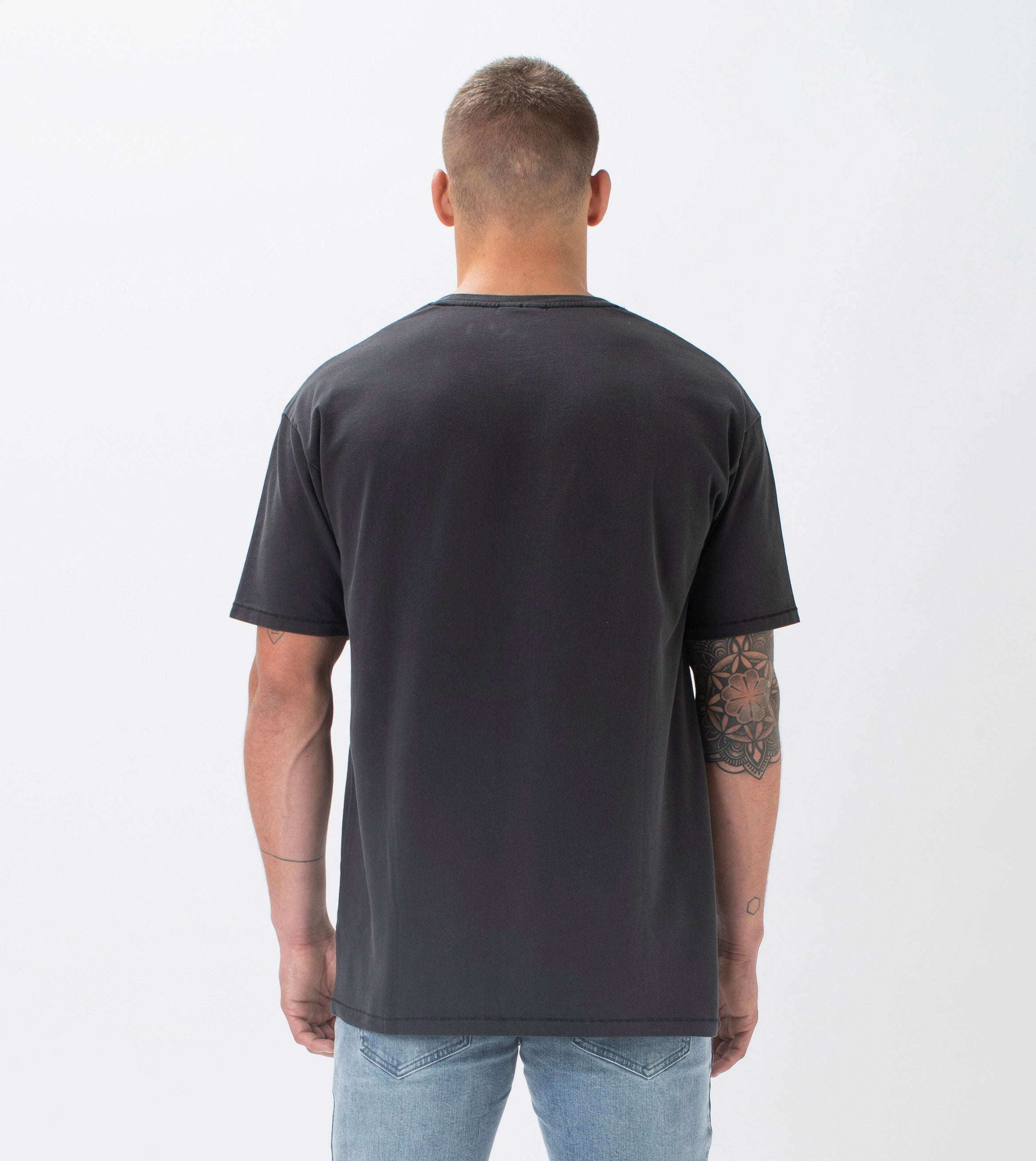 Pegasus Box Tee GD Black