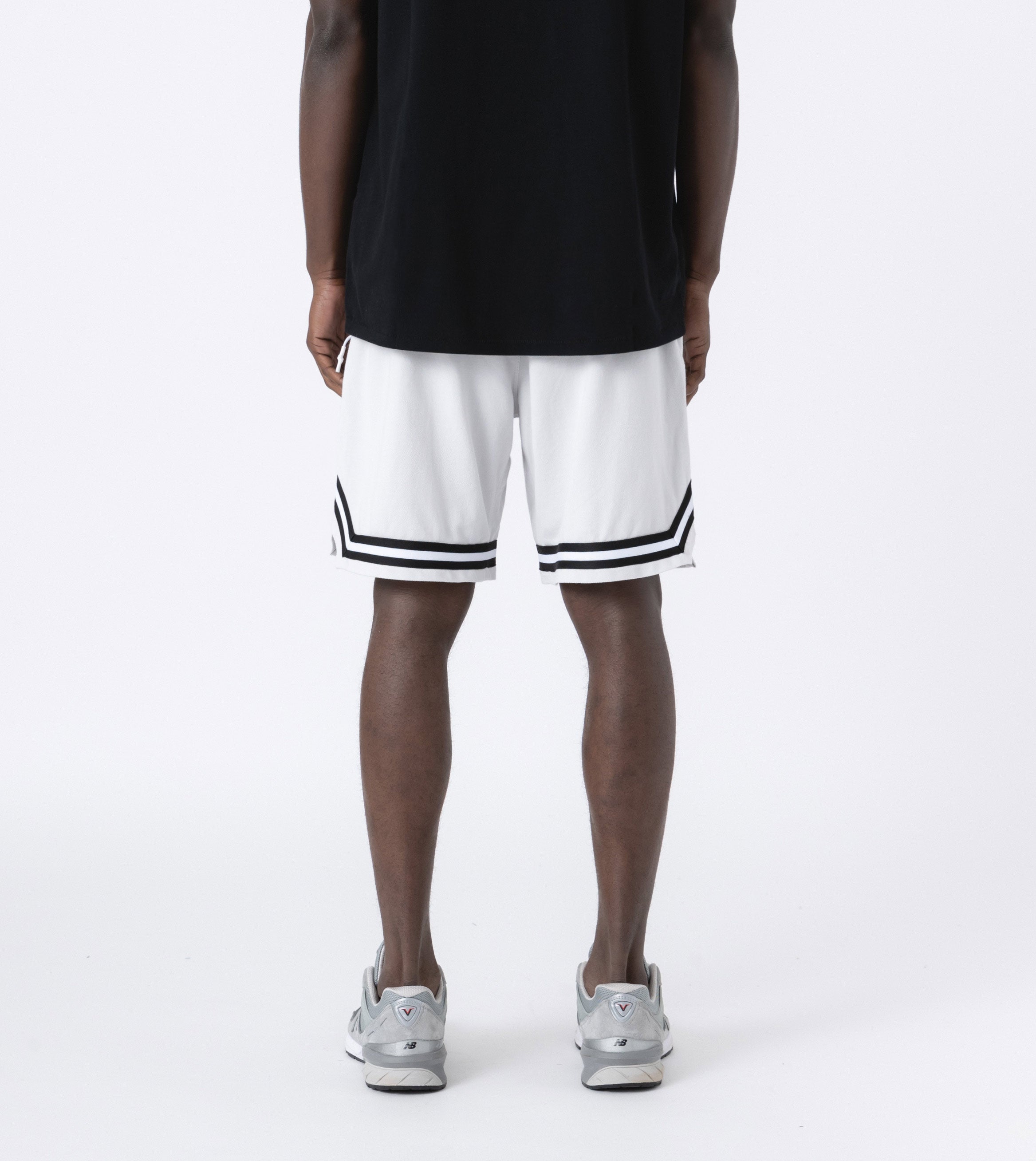 Pique Basketball Short Frost