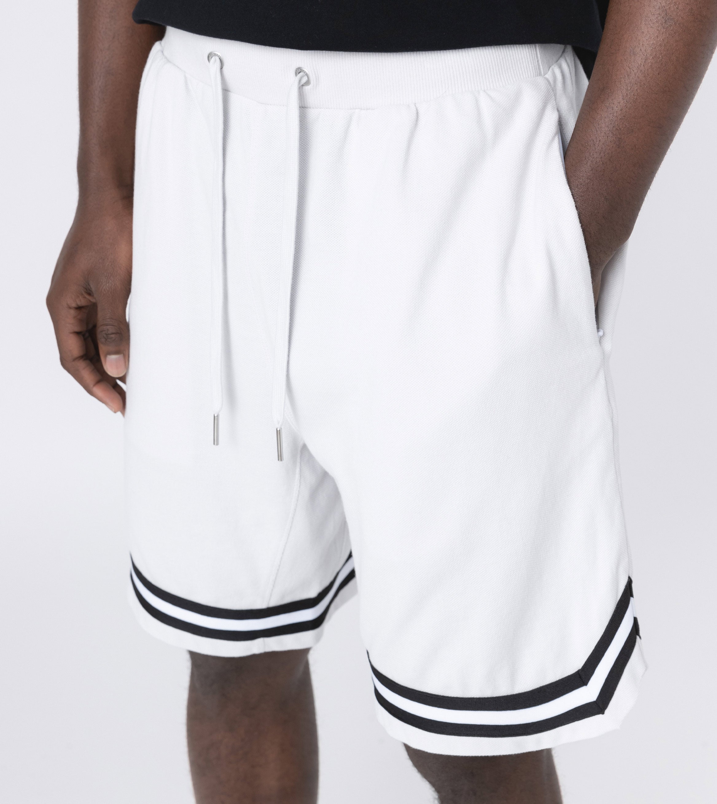 Pique Basketball Short Frost