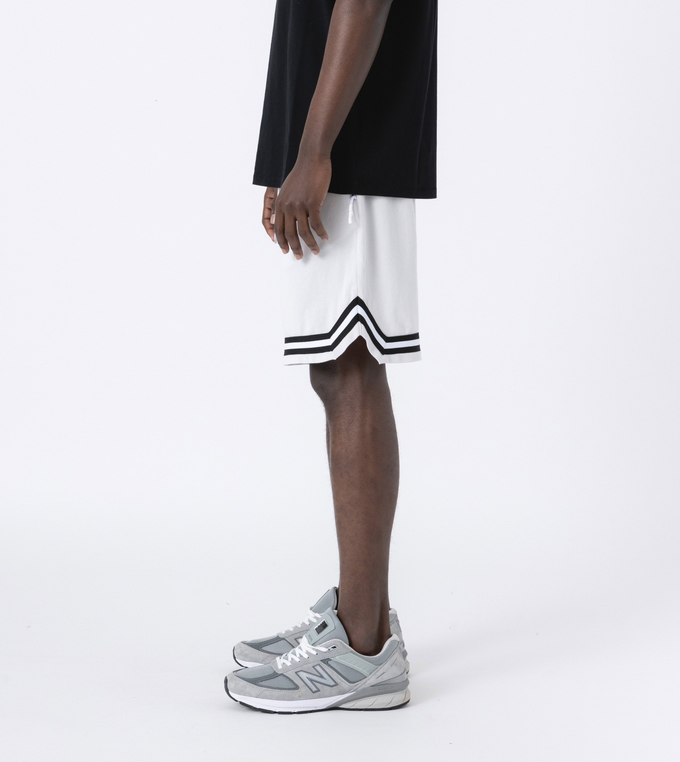 Pique Basketball Short Frost