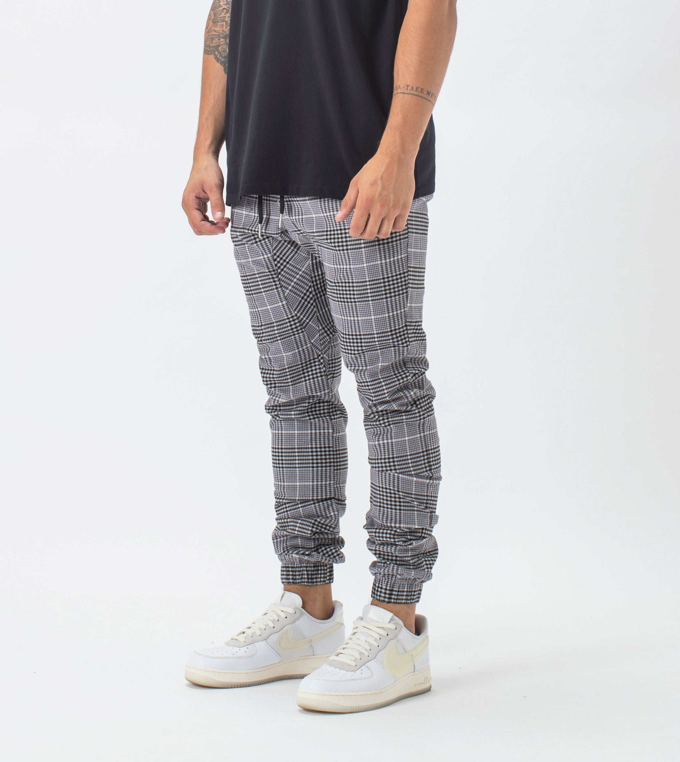Plaid Sureshot Jogger Lt Grey/Black