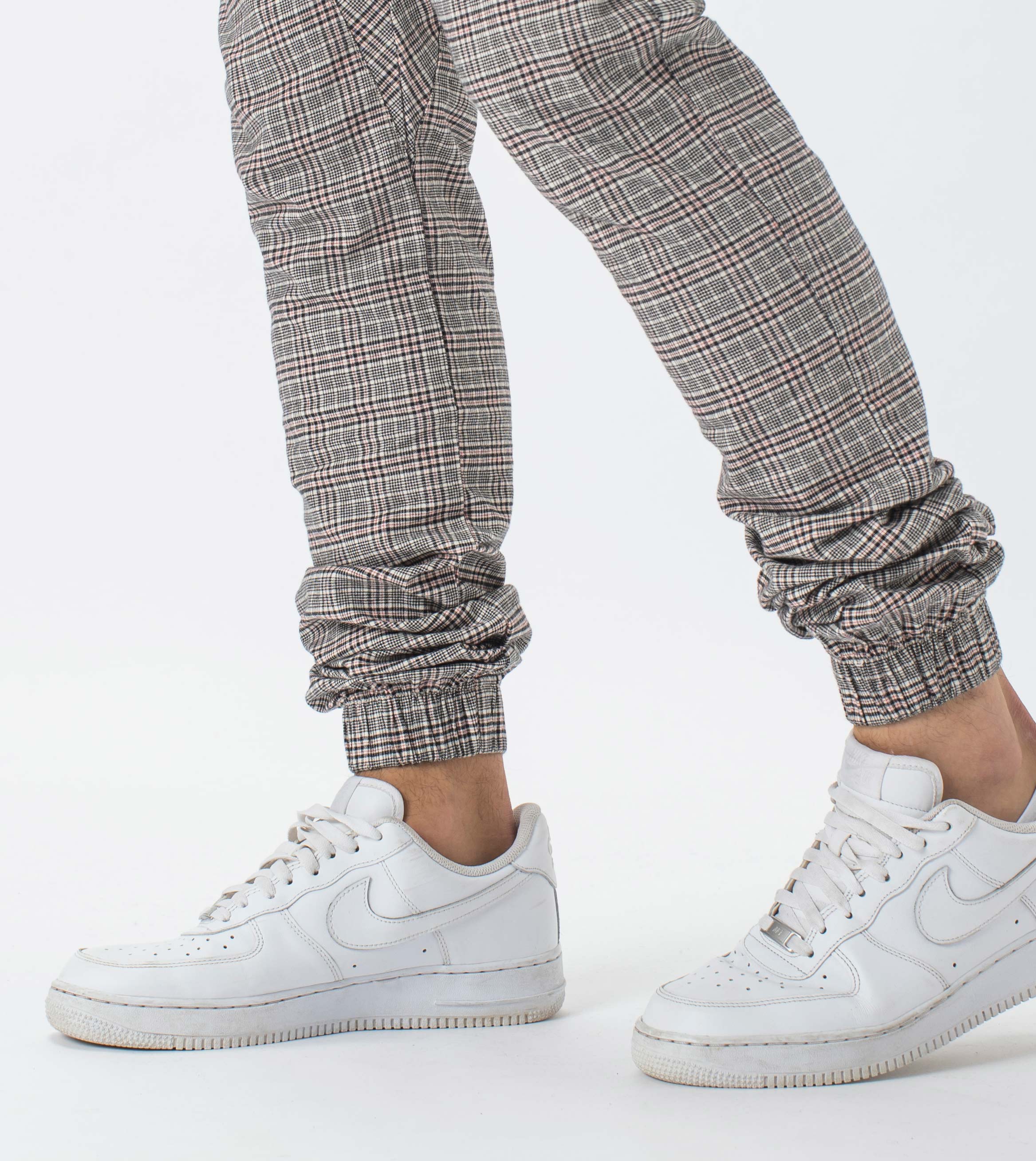 Plaid Sureshot Jogger Milk/Red