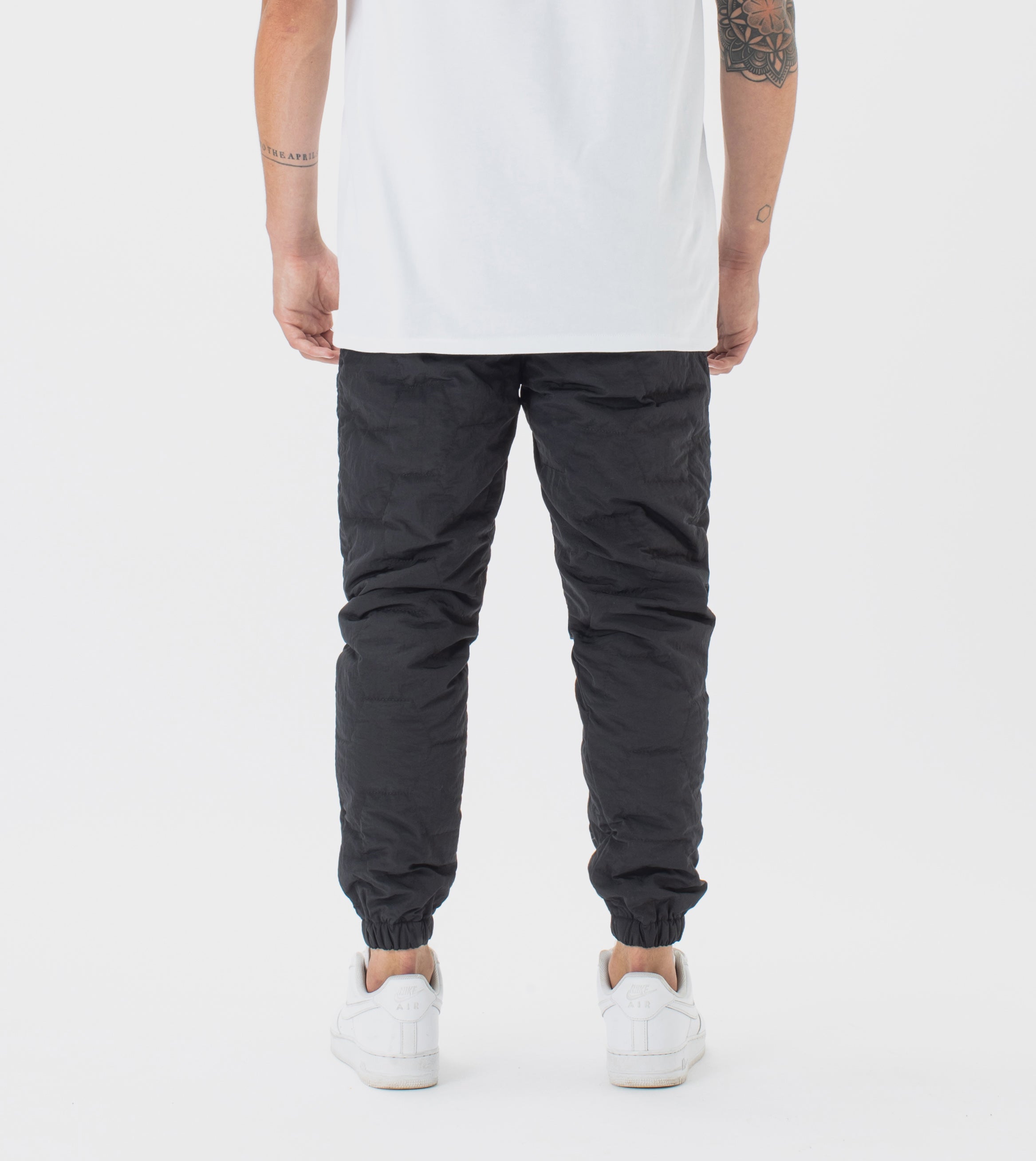 Quilted Jumpa Jogger Black