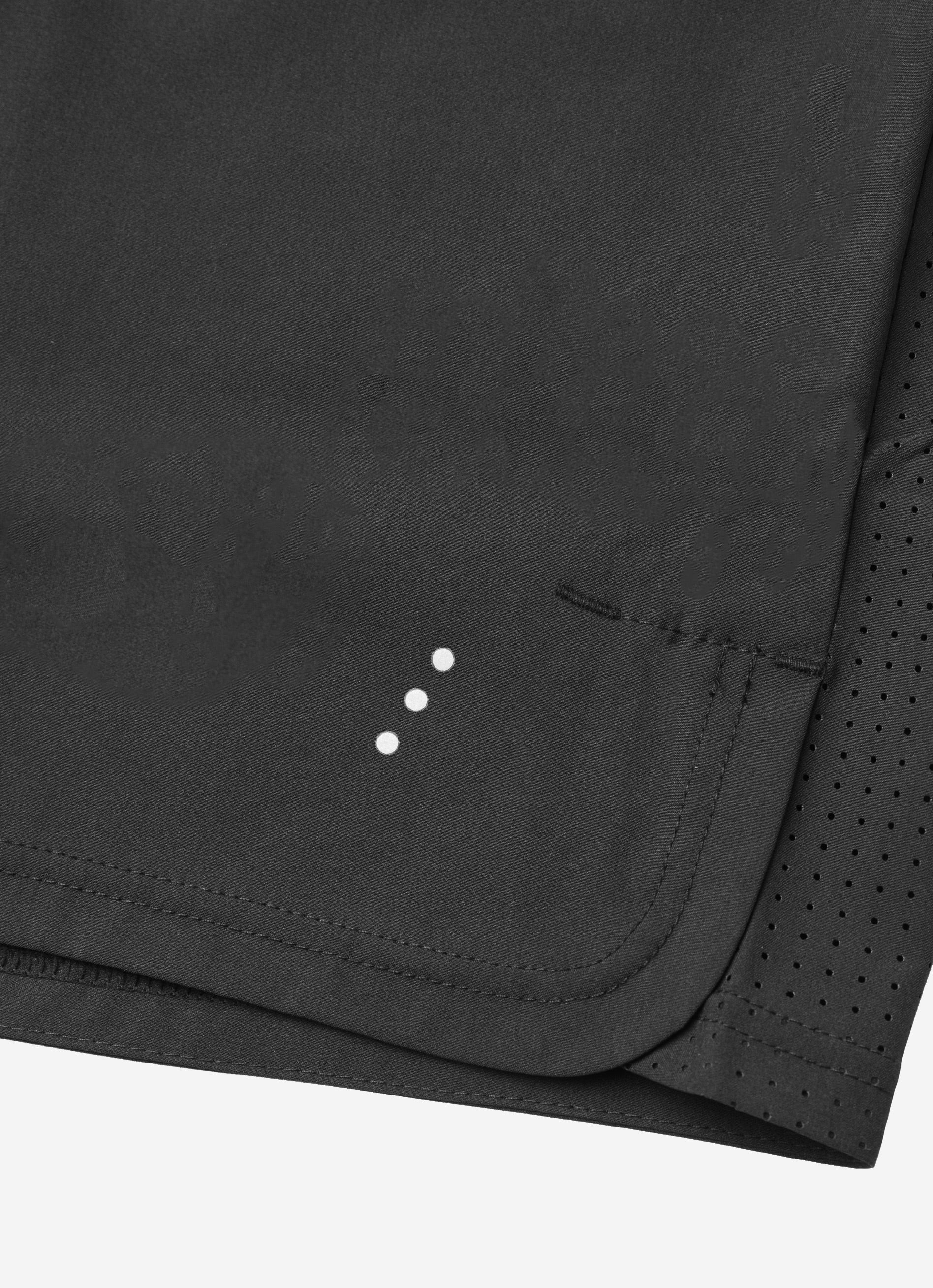 Type 3 Tech Short (19") Black