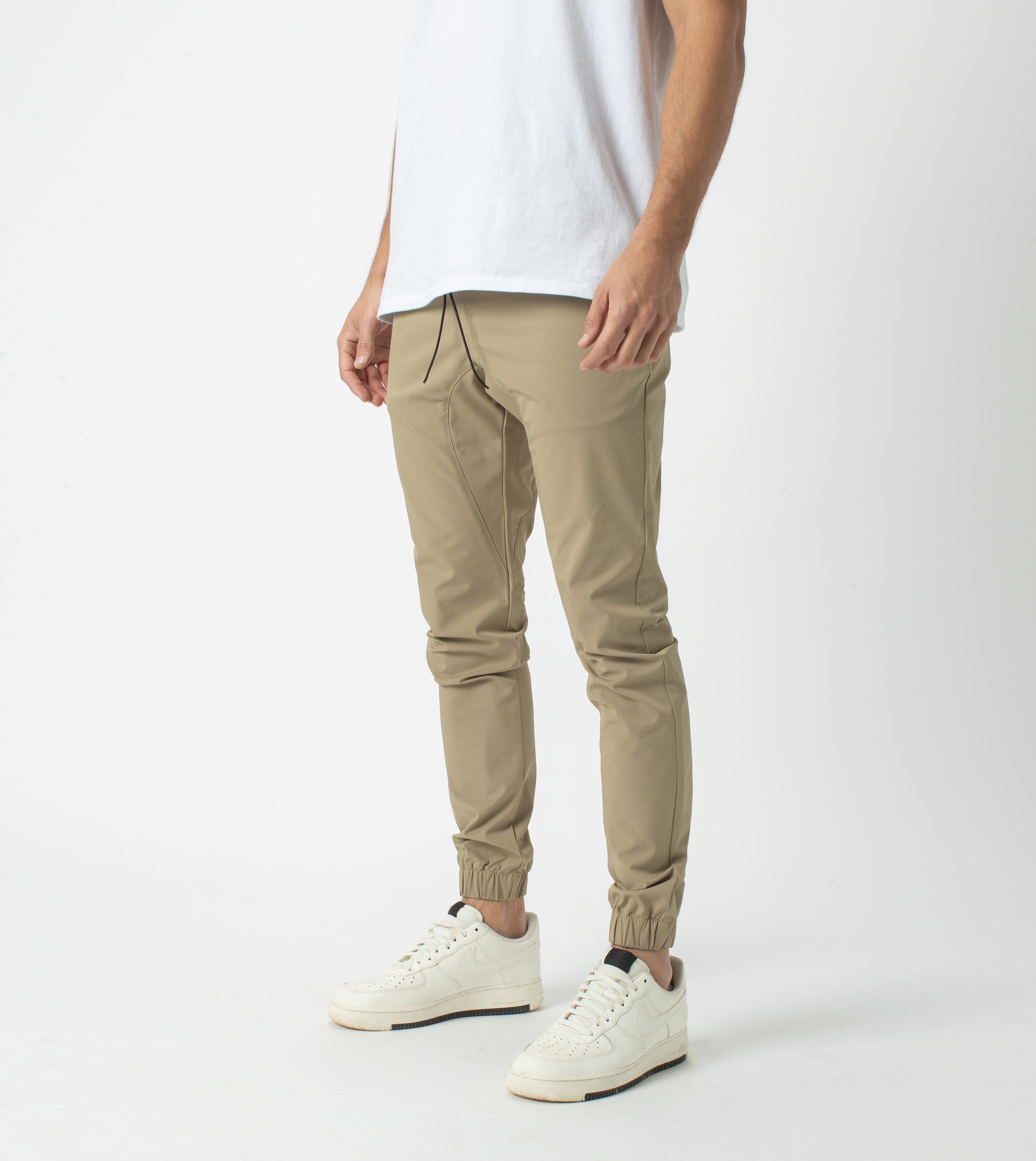 Sureshot Tech Jogger Sand