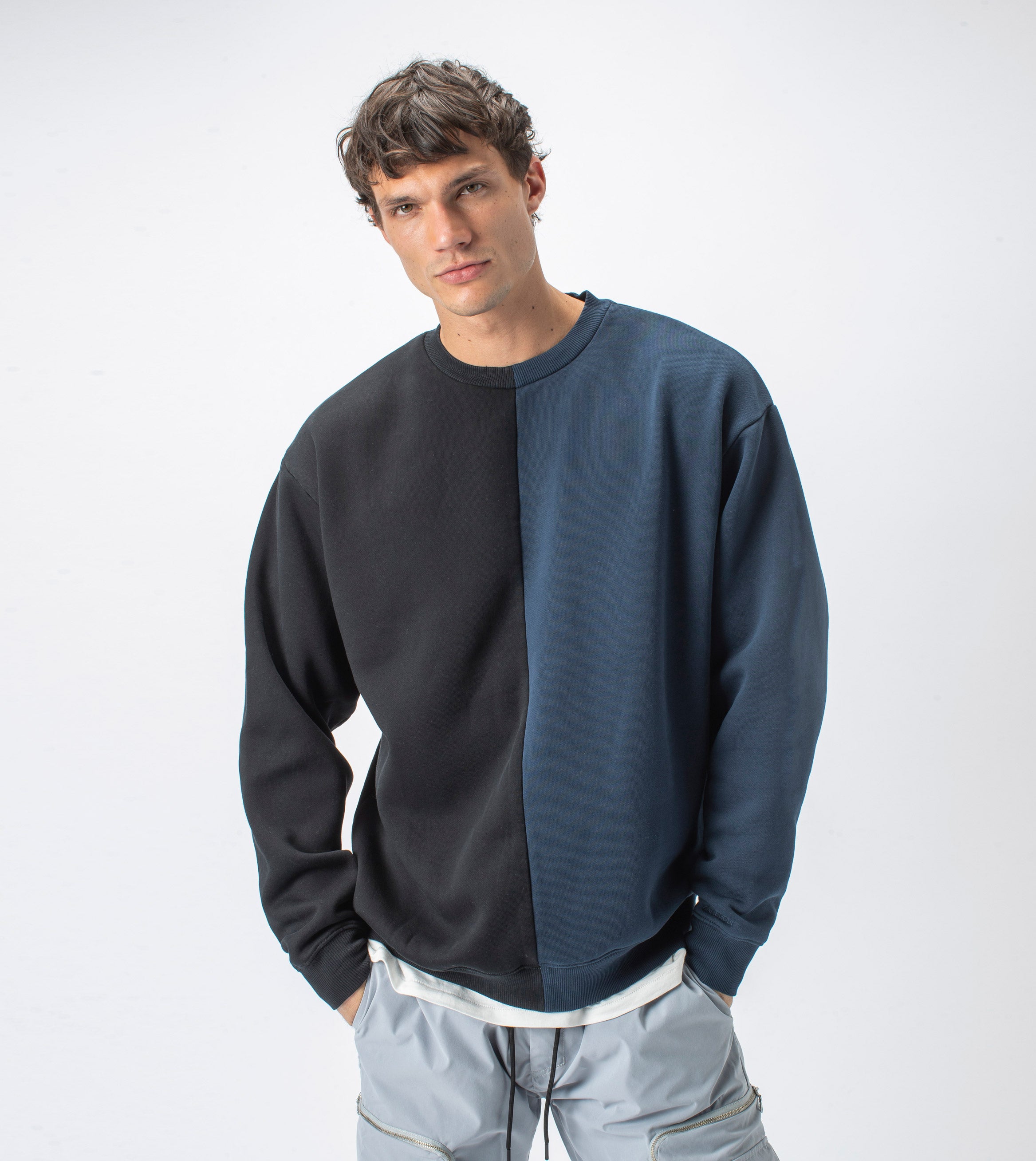 Splice Crew Sweat Smokey Black/Ink